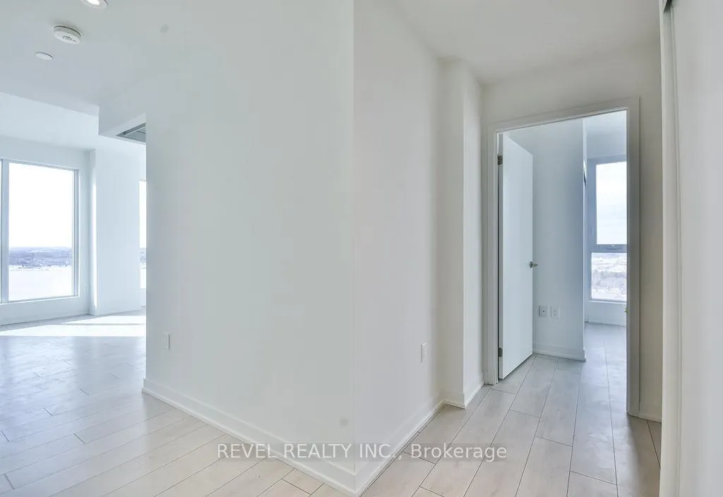 Photo 9 of Unit 2409, 39 Mary Street, Barrie, City Centre — HOMEH