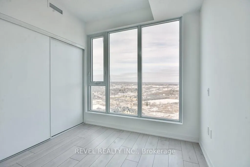 Photo 15 of Unit 2409, 39 Mary Street, Barrie, City Centre — HOMEH