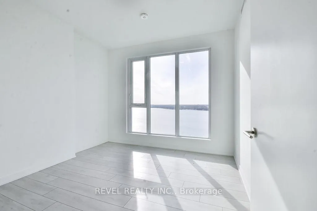 Photo 22 of Unit 2409, 39 Mary Street, Barrie, City Centre — HOMEH