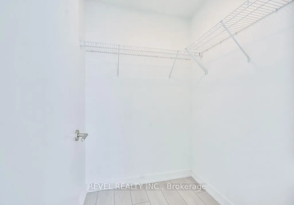 Photo 27 of Unit 2409, 39 Mary Street, Barrie, City Centre — HOMEH
