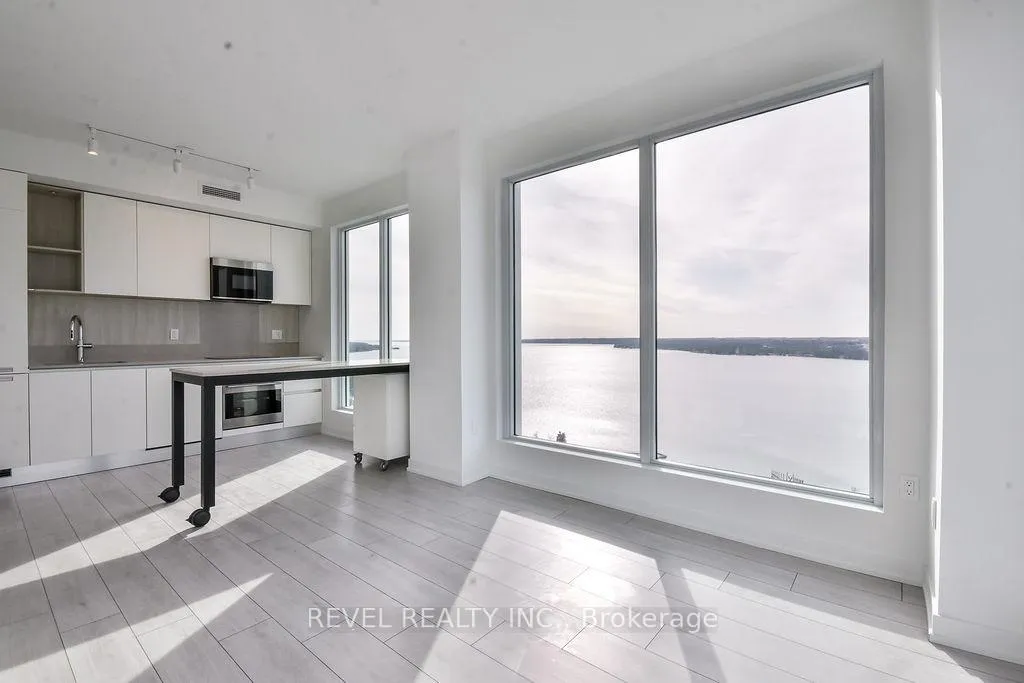 Photo 34 of Unit 2409, 39 Mary Street, Barrie, City Centre — HOMEH