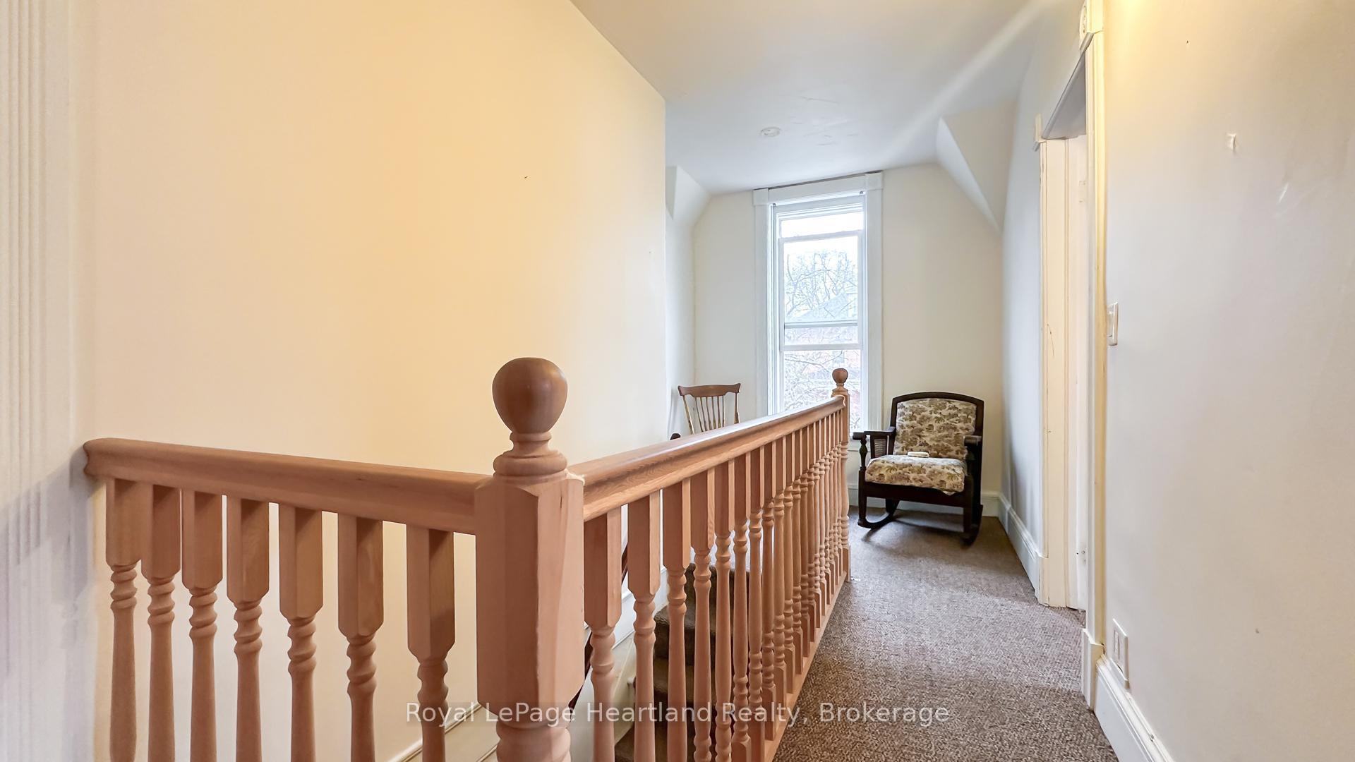 Photo 23 of 43 Trafalgar Street, Goderich, Goderich (Town) — HOMEH