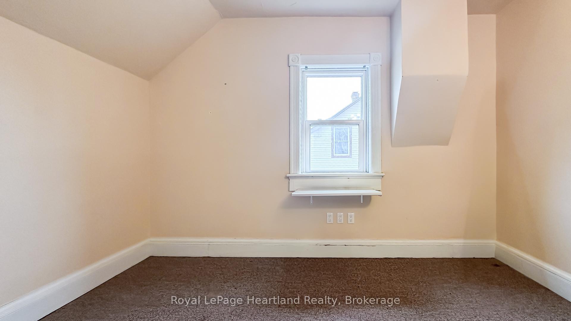 Photo 27 of 43 Trafalgar Street, Goderich, Goderich (Town) — HOMEH