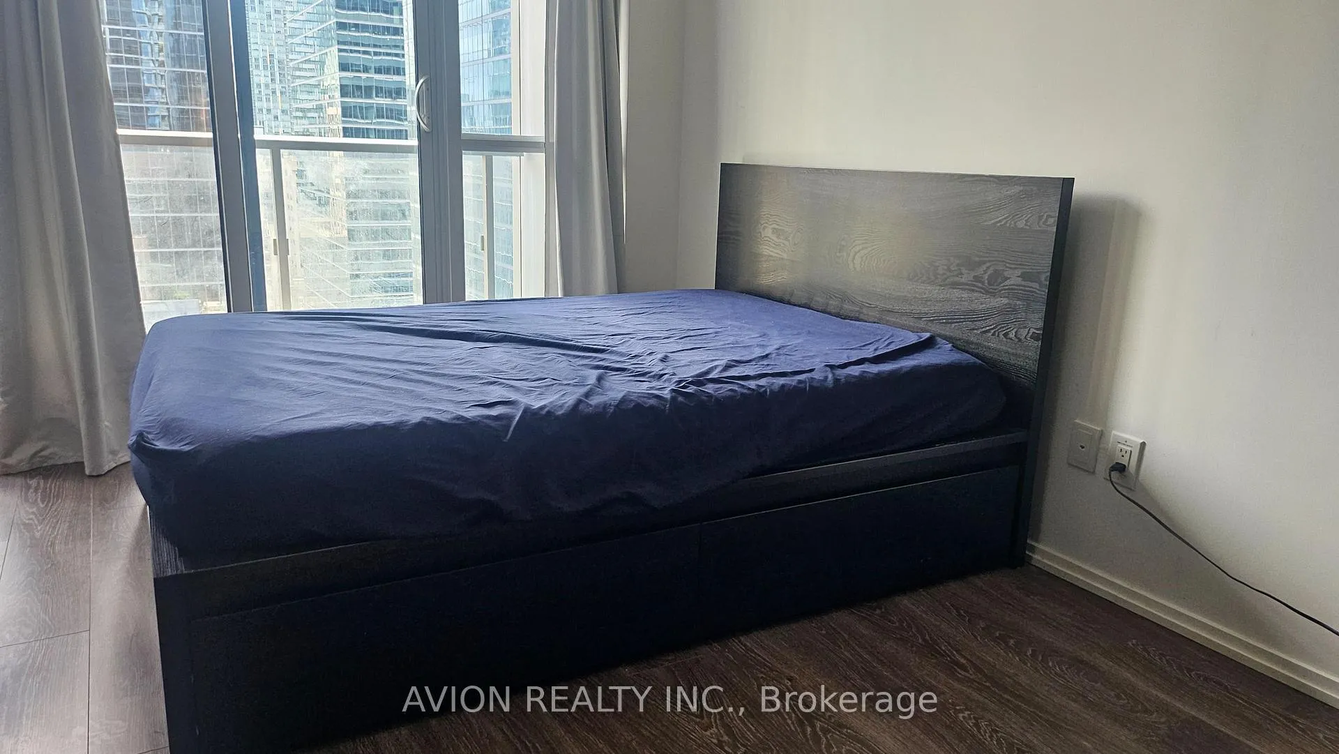 Photo 8 of Unit 2105, 70 Temperance Street, Toronto, Bay Street Corridor — HOMEH