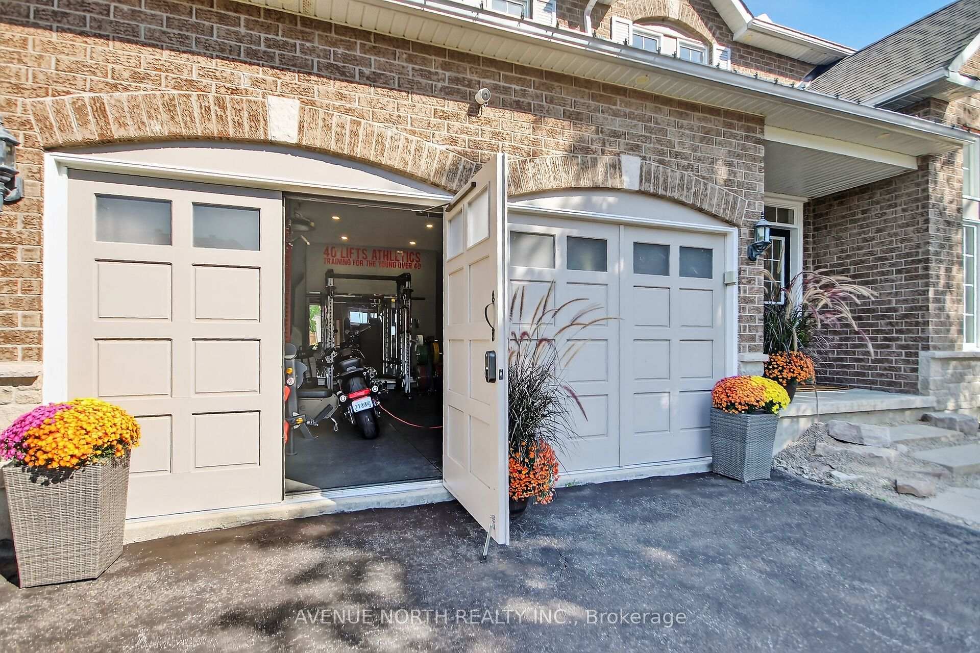 Photo 2 of 91 Maple Stand Way, Ottawa, Barrhaven East — HOMEH