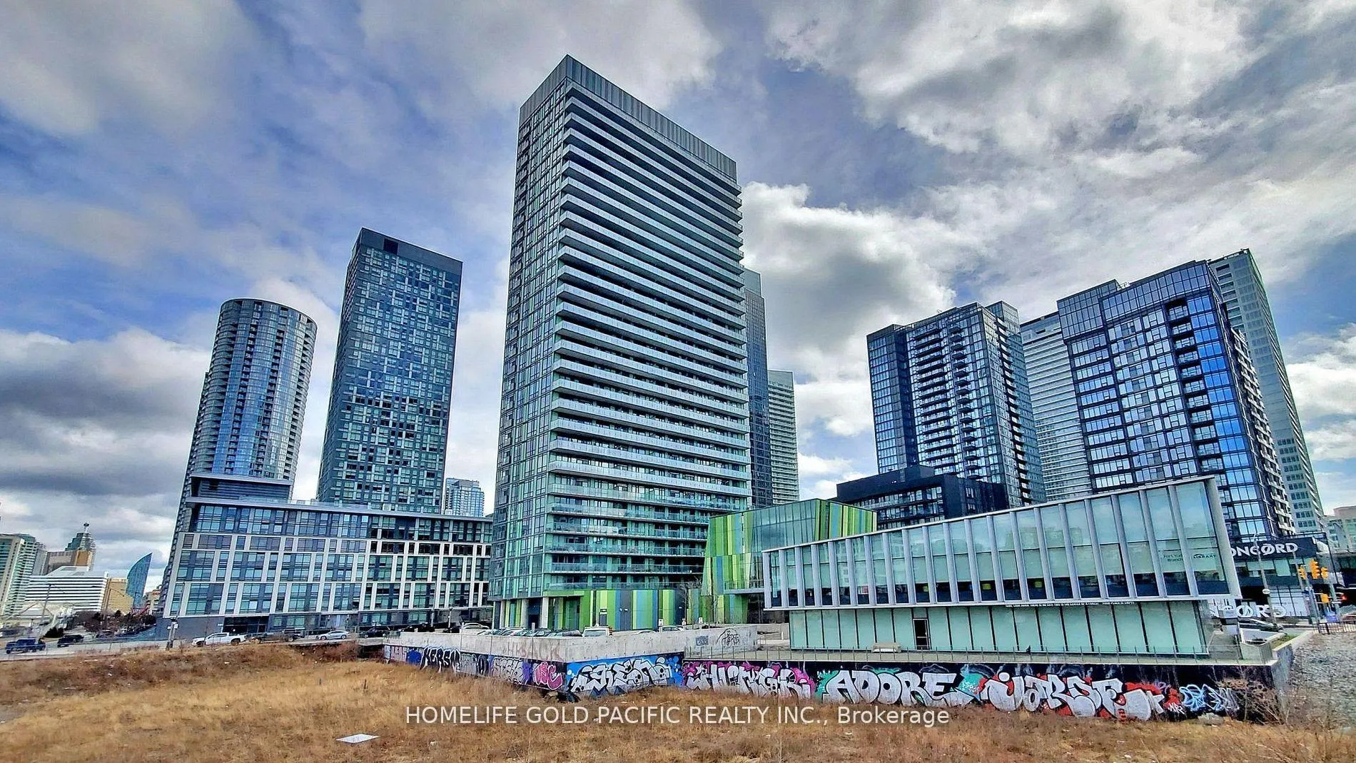 Front of Unit 2204, 170 Fort York Boulevard