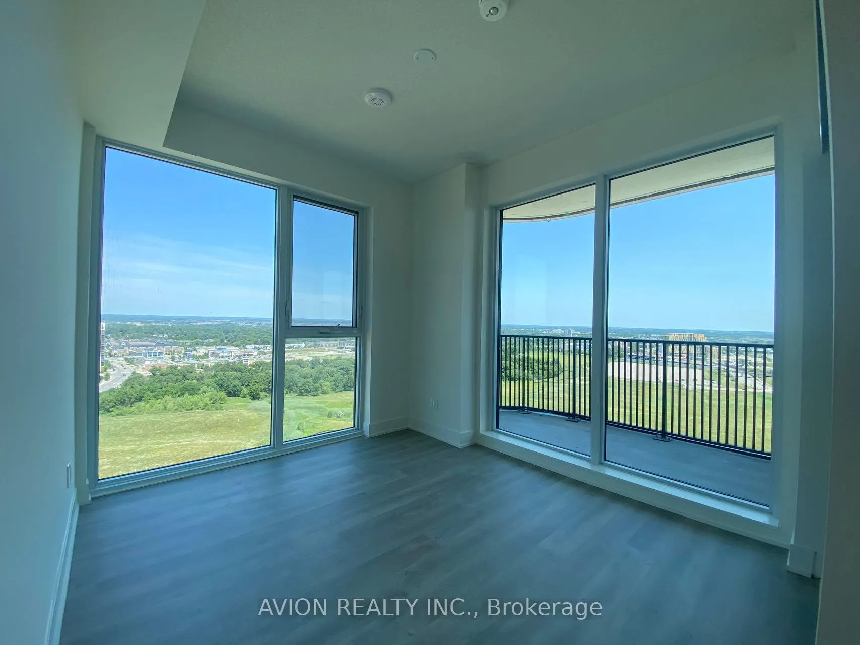 Photo 3 of Unit 2018, 56 Andre De Grasse Street, Markham, Unionville — HOMEH