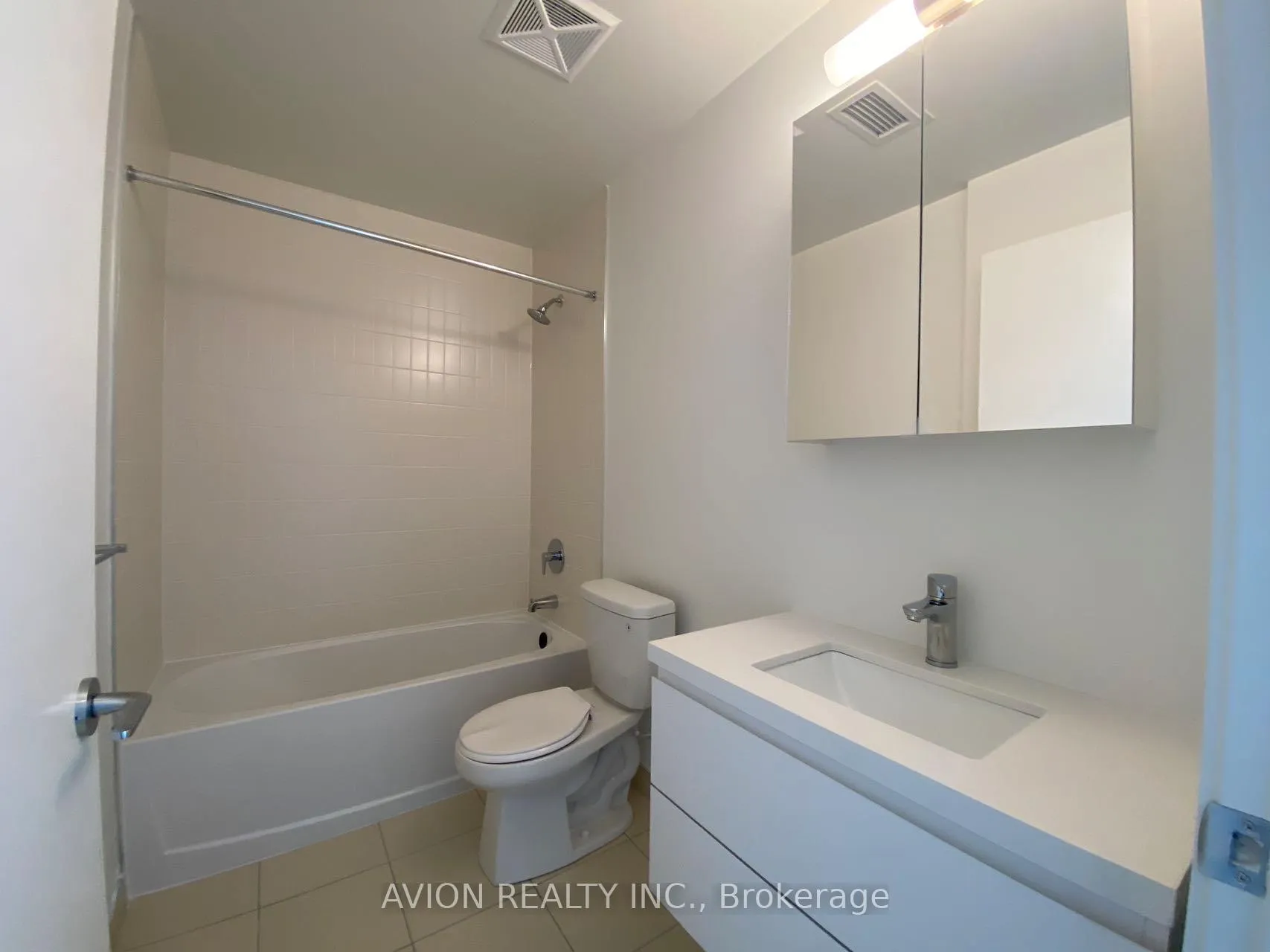 Photo 6 of Unit 2018, 56 Andre De Grasse Street, Markham, Unionville — HOMEH