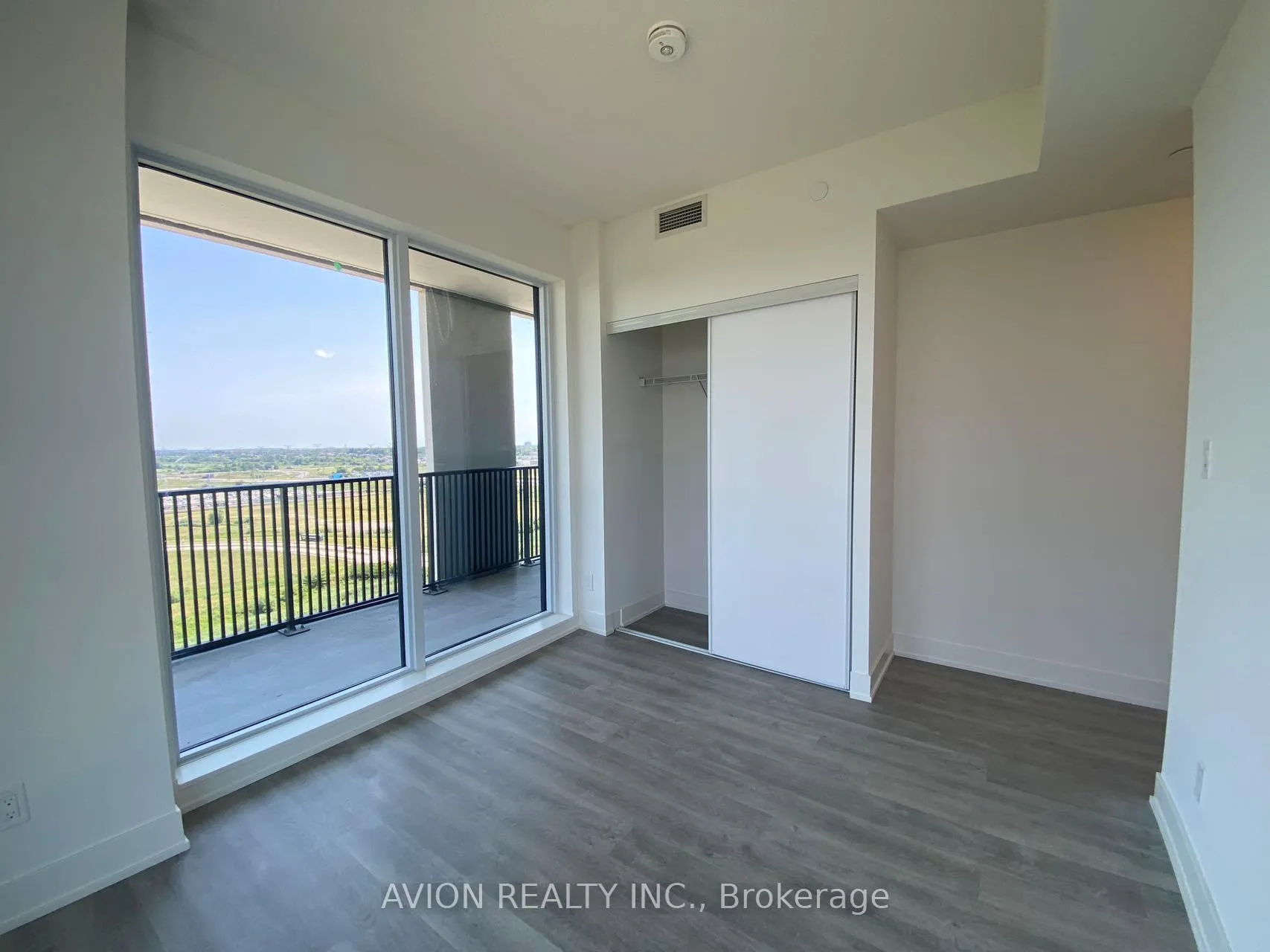 Photo 7 of Unit 2018, 56 Andre De Grasse Street, Markham, Unionville — HOMEH