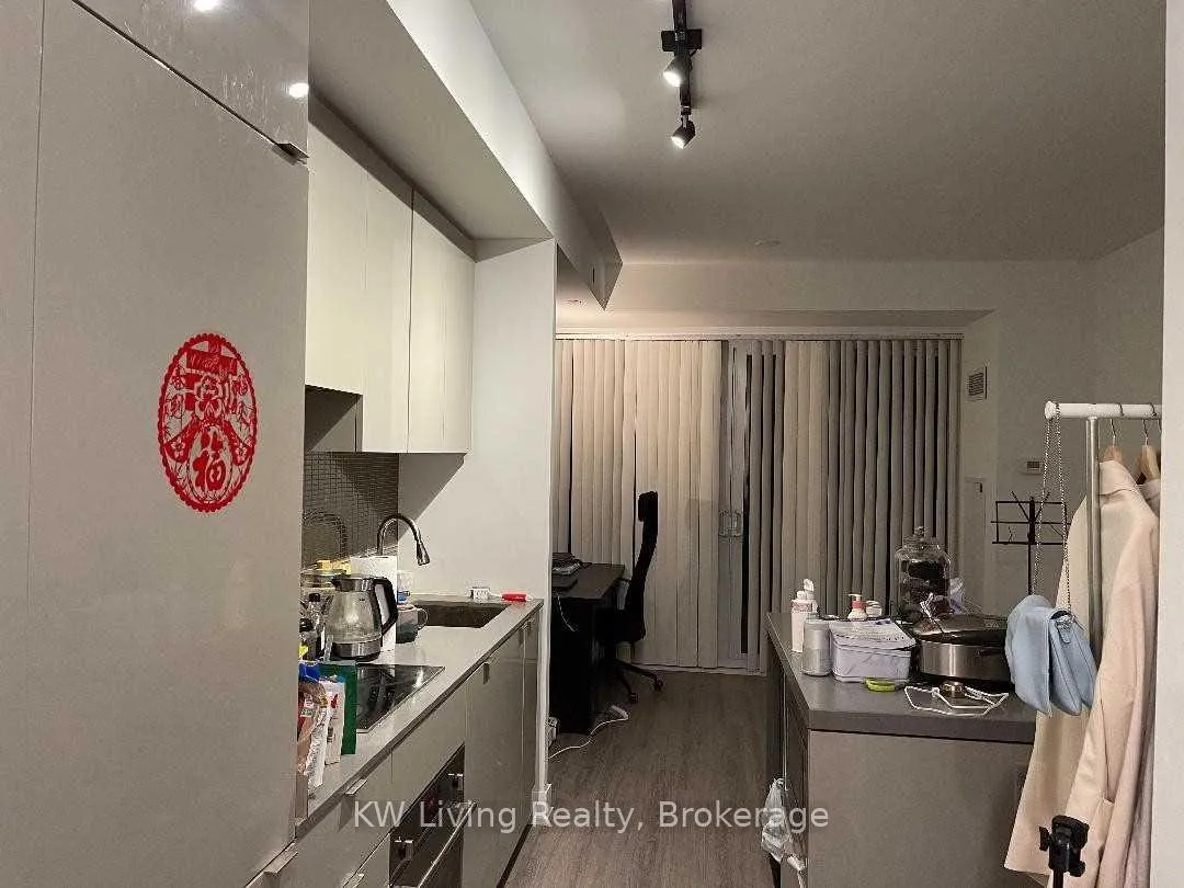 Photo 13 of Unit 1513, 7 Grenville Street, Toronto, Bay Street Corridor — HOMEH
