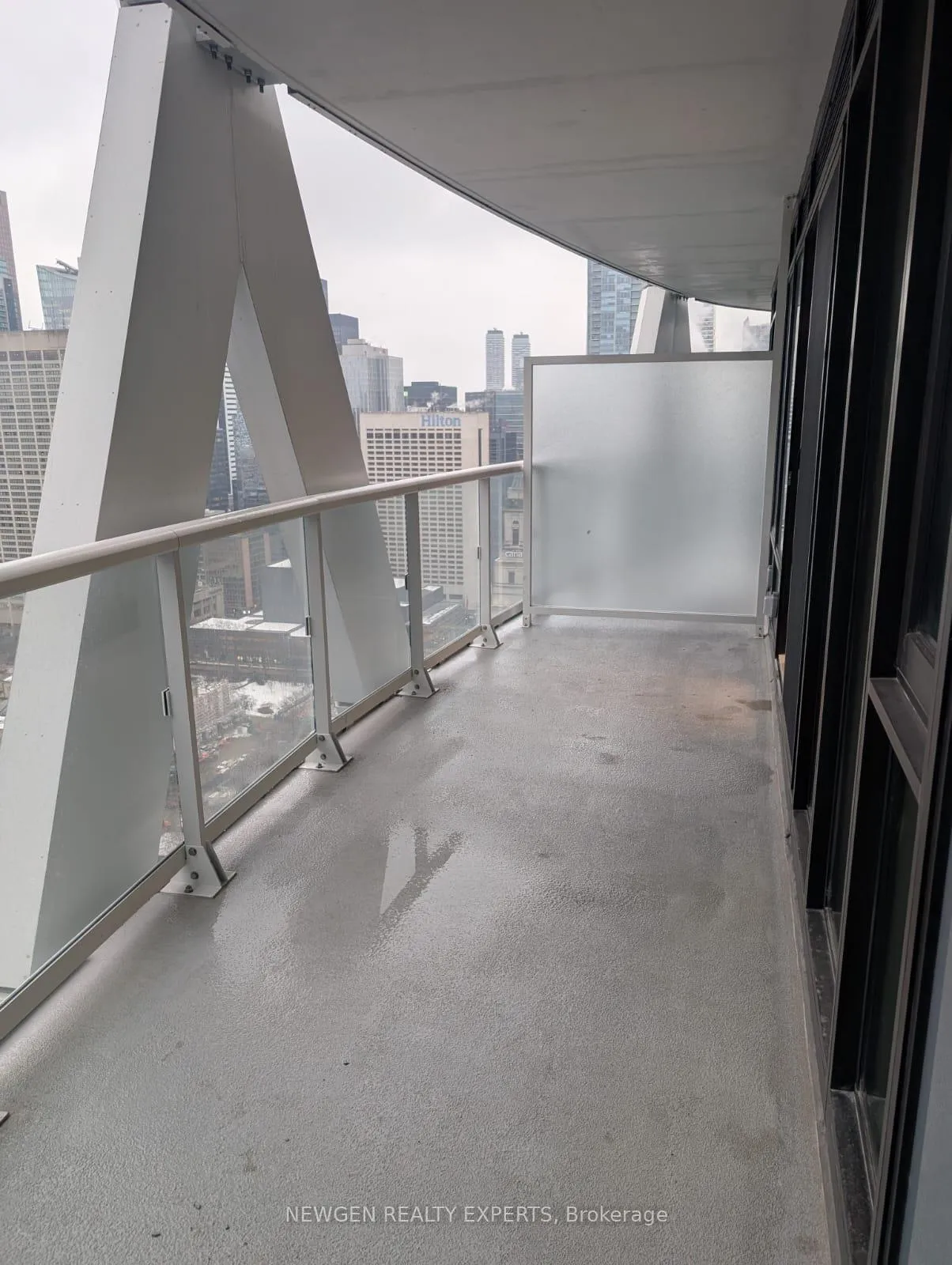 Photo 8 of Unit 3013, 230 Simcoe Street S, Toronto, Kensington-Chinatown — HOMEH