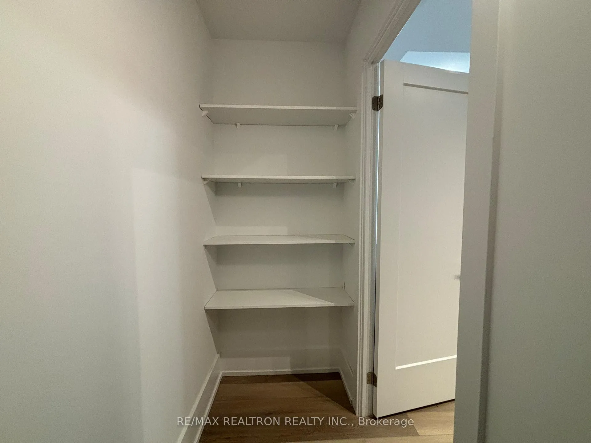 Photo 9 of Unit 109N, 9 Clegg Road, Markham, Unionville — HOMEH