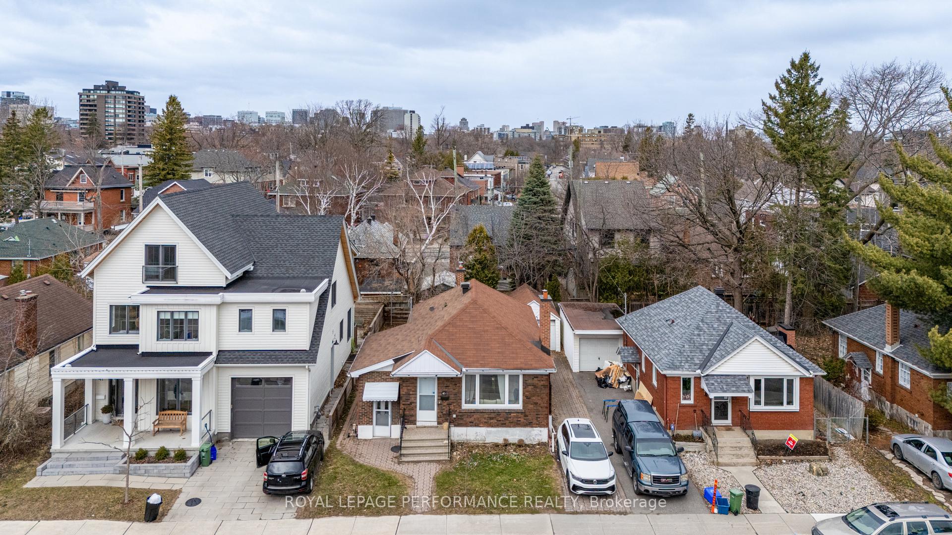 Photo 25 of 45 Mcnaughton Avenue, Ottawa, Ottawa East — HOMEH