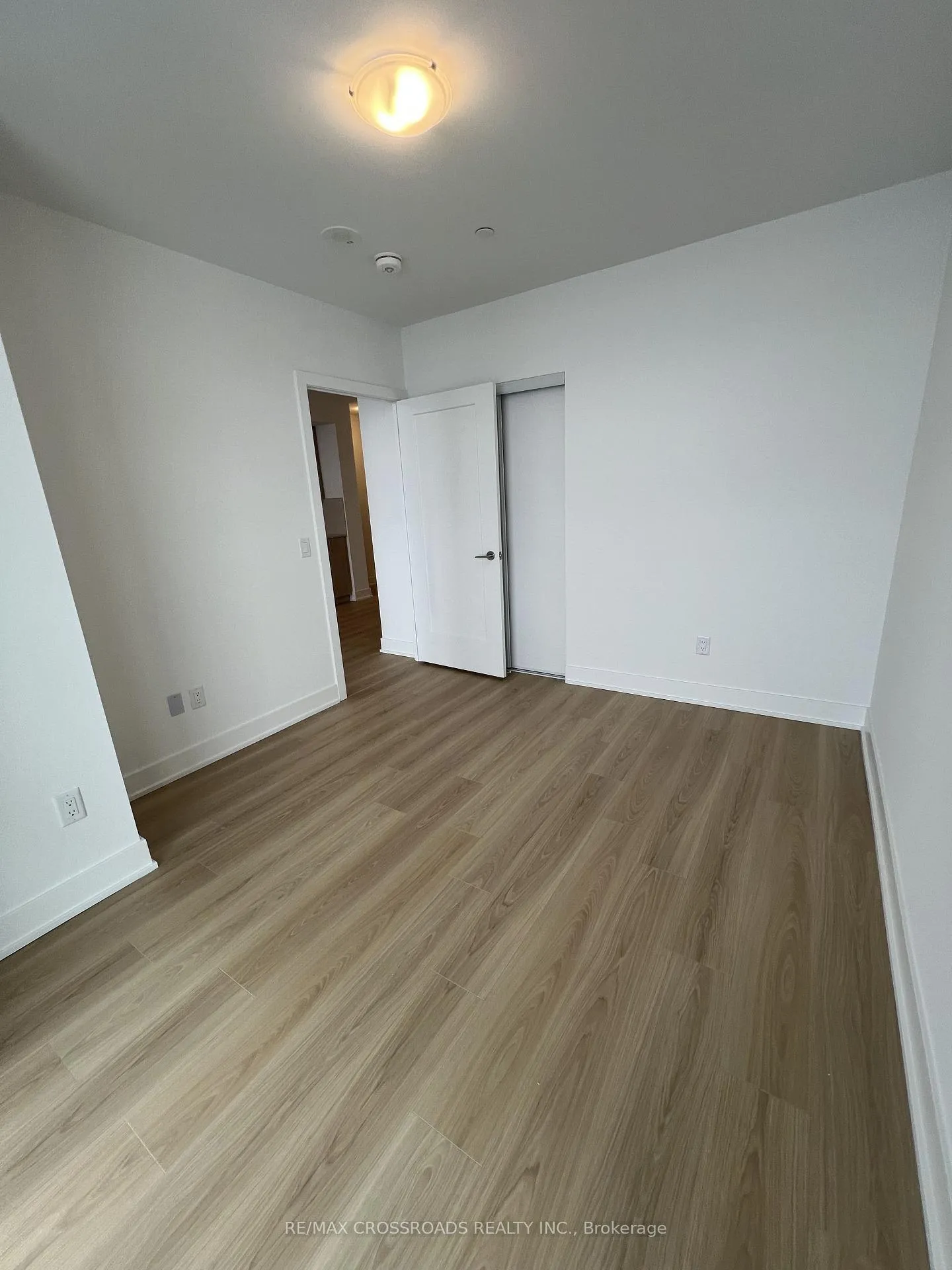 Photo 10 of Unit 940, 2545 Simcoe Street N, Oshawa, Windfields — HOMEH