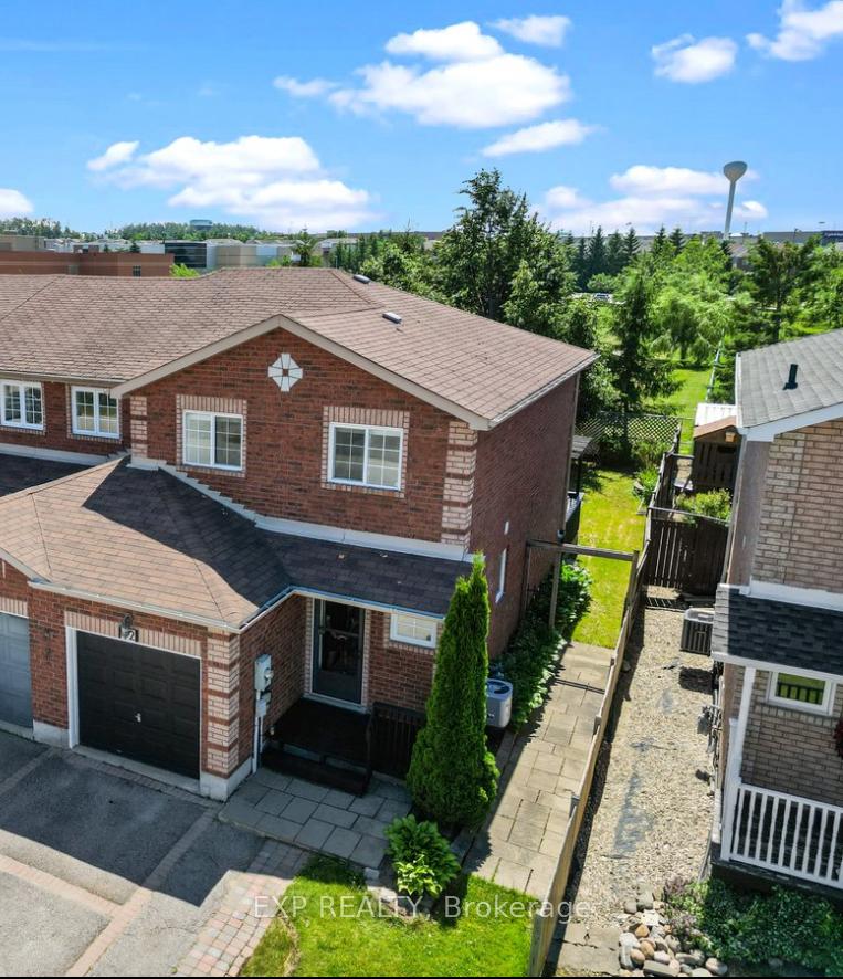 Photo 2 of 32 Michael Crescent, Barrie, East Bayfield — HOMEH