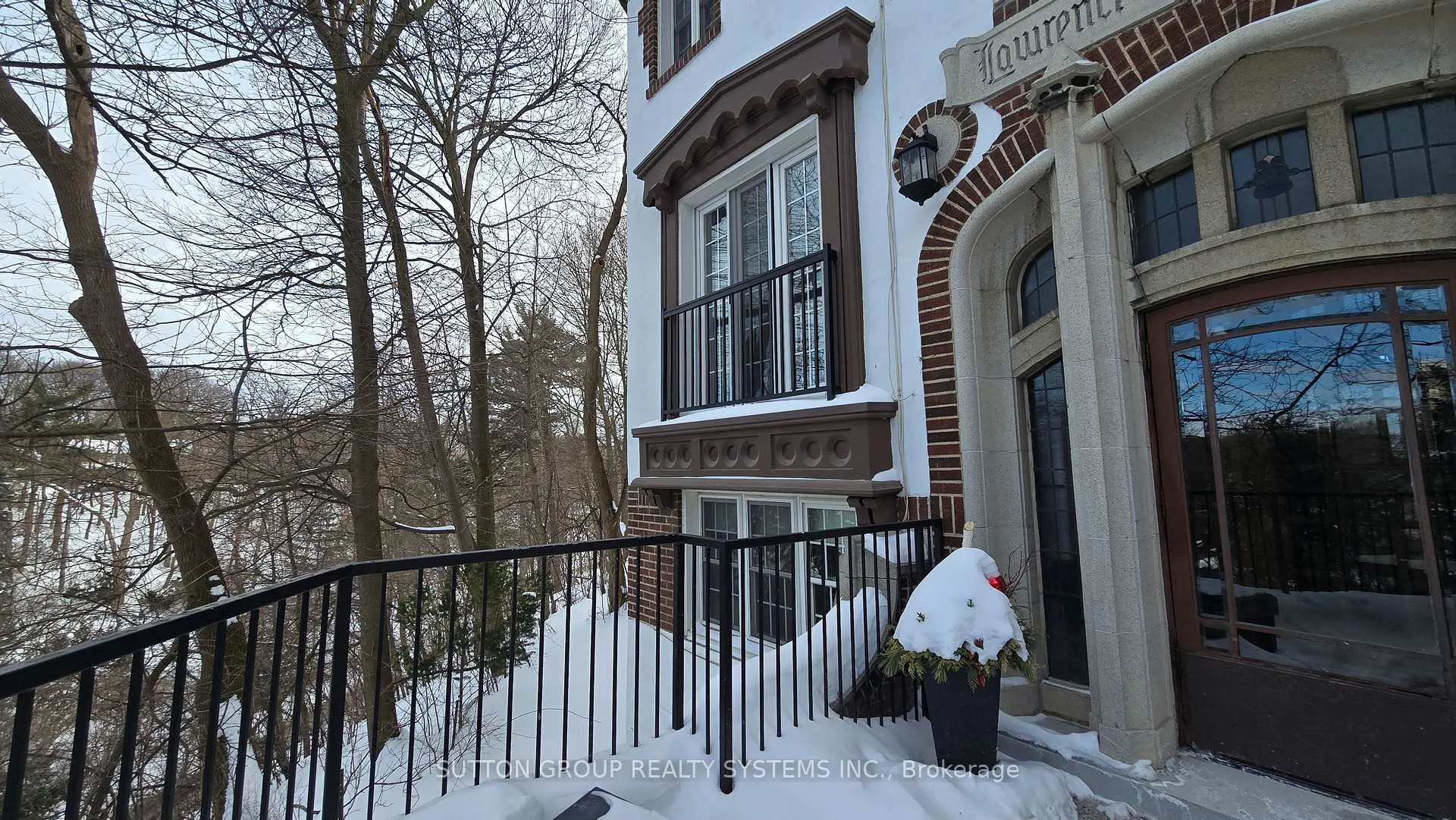 Photo 29 of Unit 11, 2875 Yonge Street, Toronto, Lawrence Park North — HOMEH