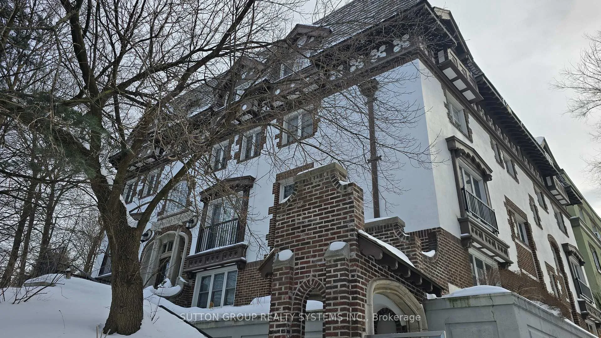 Photo 32 of Unit 11, 2875 Yonge Street, Toronto, Lawrence Park North — HOMEH