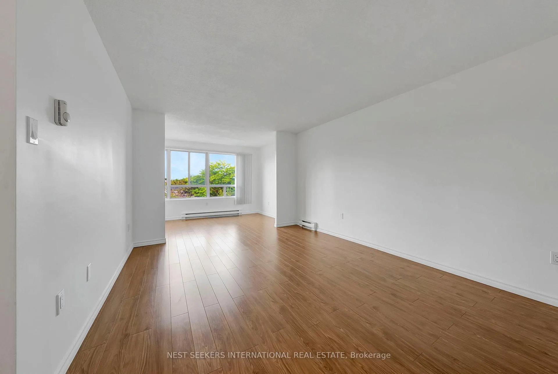 Photo 4 of Unit 401, 65 Highland Crescent, Kitchener — HOMEH