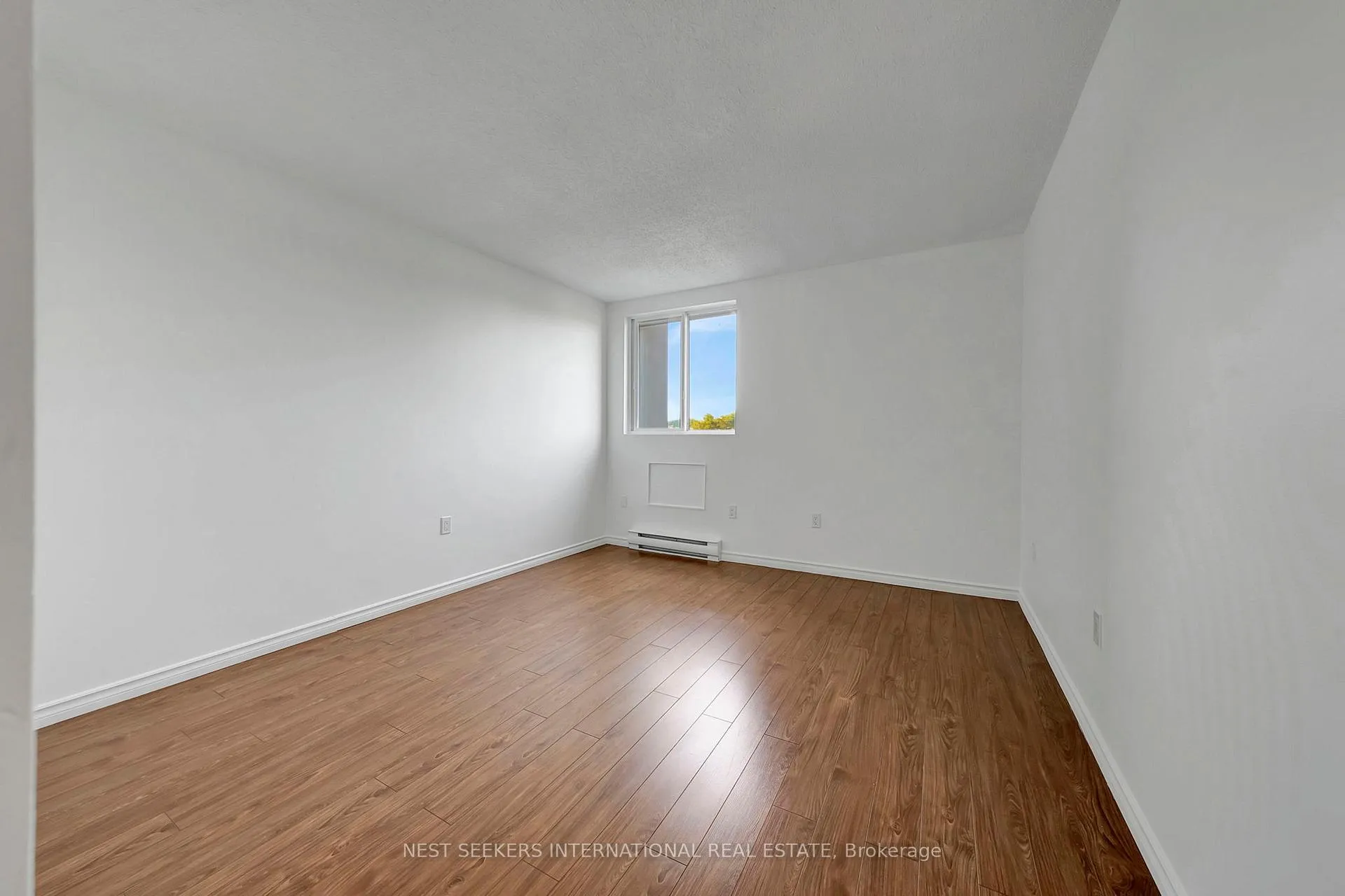 Photo 16 of Unit 401, 65 Highland Crescent, Kitchener — HOMEH