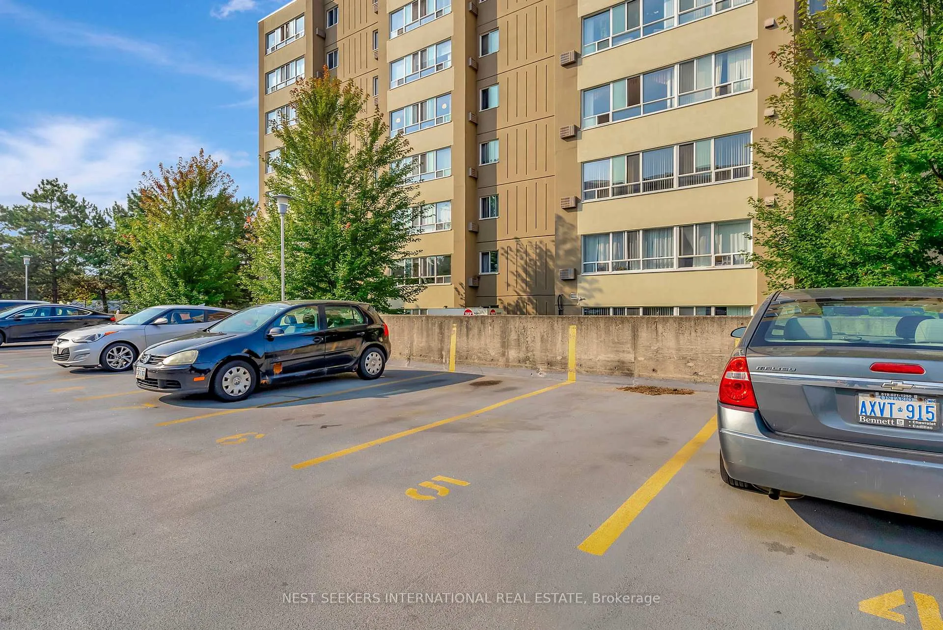 Photo 24 of Unit 401, 65 Highland Crescent, Kitchener — HOMEH