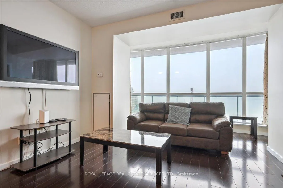 Photo 28 of Unit 1007, 218 Queens Quay W, Toronto, Waterfront Communities — HOMEH