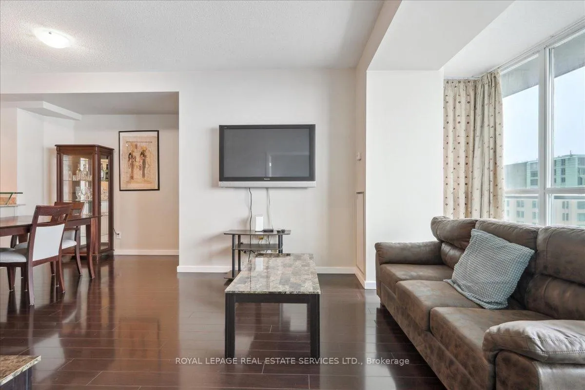 Photo 29 of Unit 1007, 218 Queens Quay W, Toronto, Waterfront Communities — HOMEH