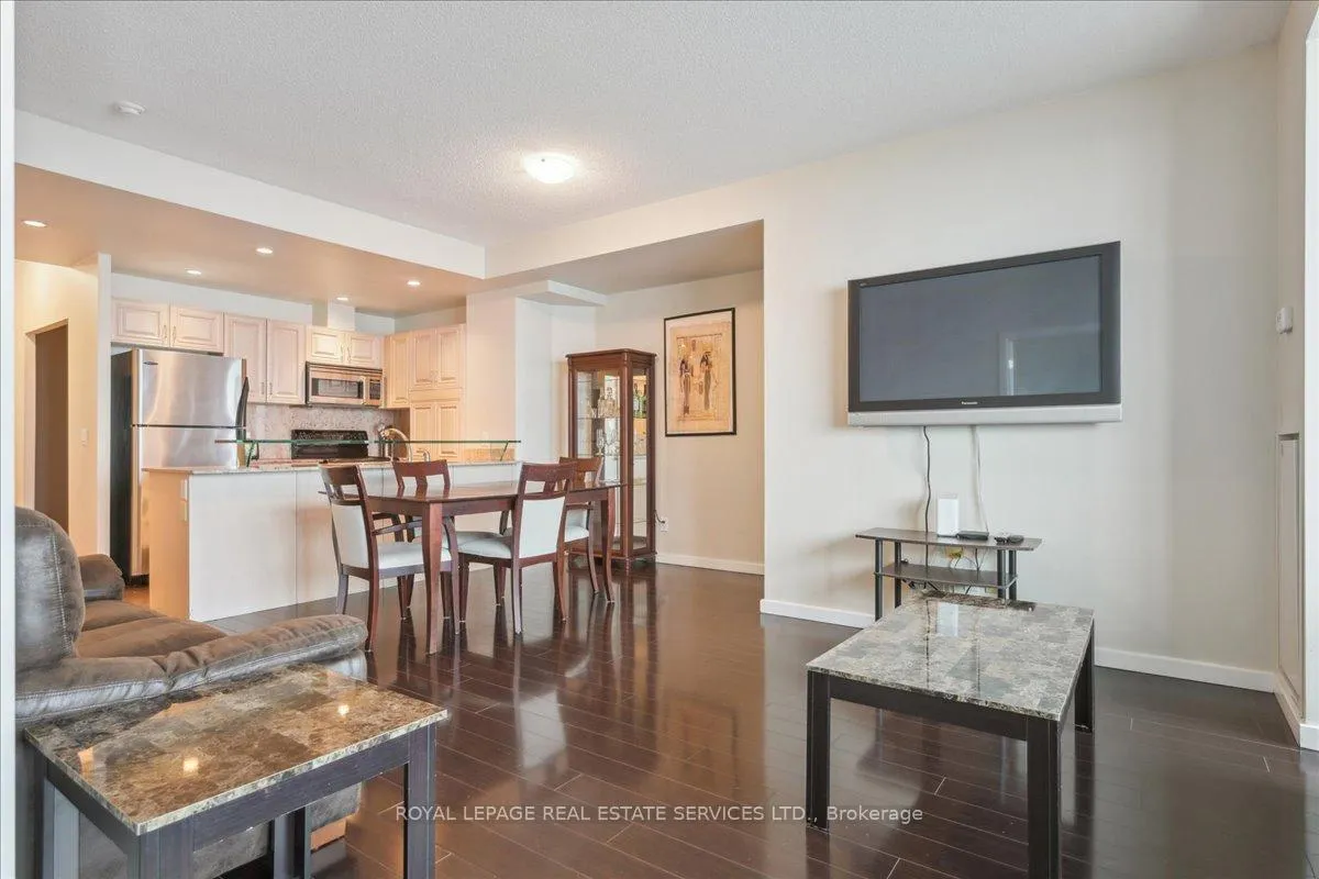 Photo 30 of Unit 1007, 218 Queens Quay W, Toronto, Waterfront Communities — HOMEH