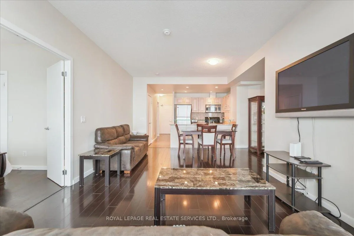 Photo 32 of Unit 1007, 218 Queens Quay W, Toronto, Waterfront Communities — HOMEH
