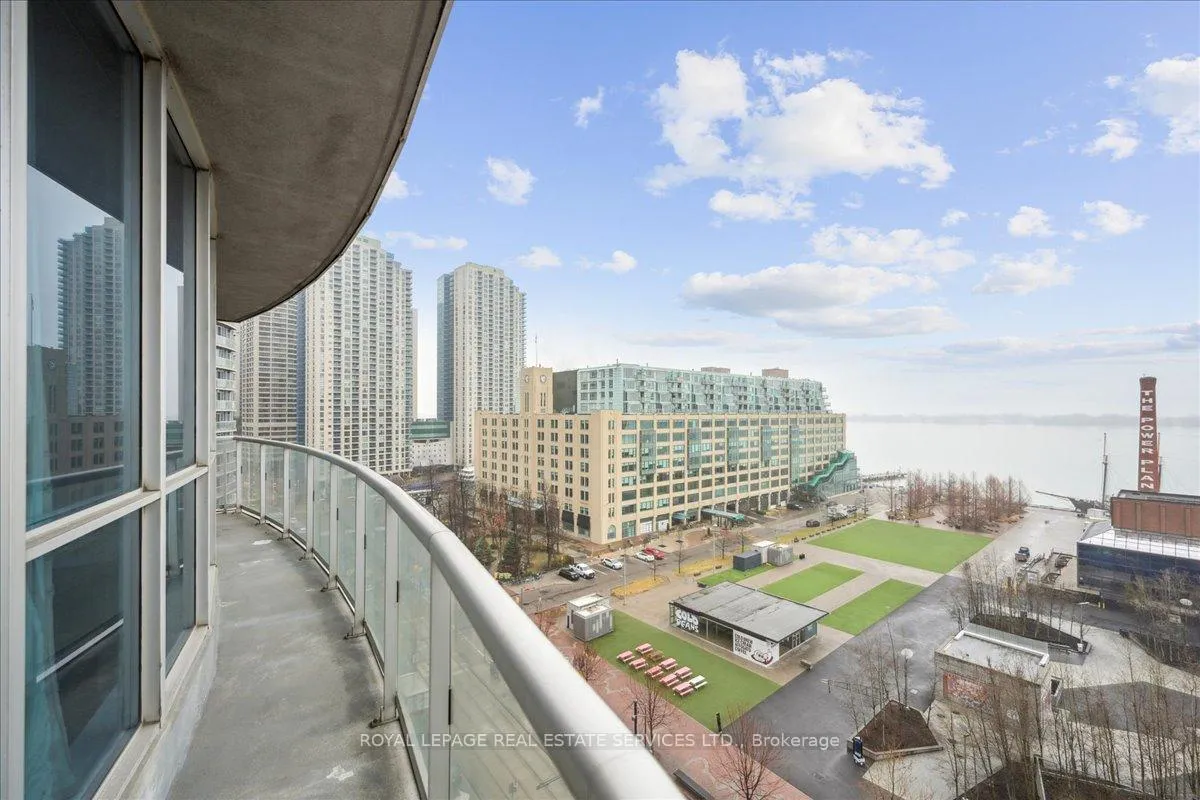 Photo 38 of Unit 1007, 218 Queens Quay W, Toronto, Waterfront Communities — HOMEH