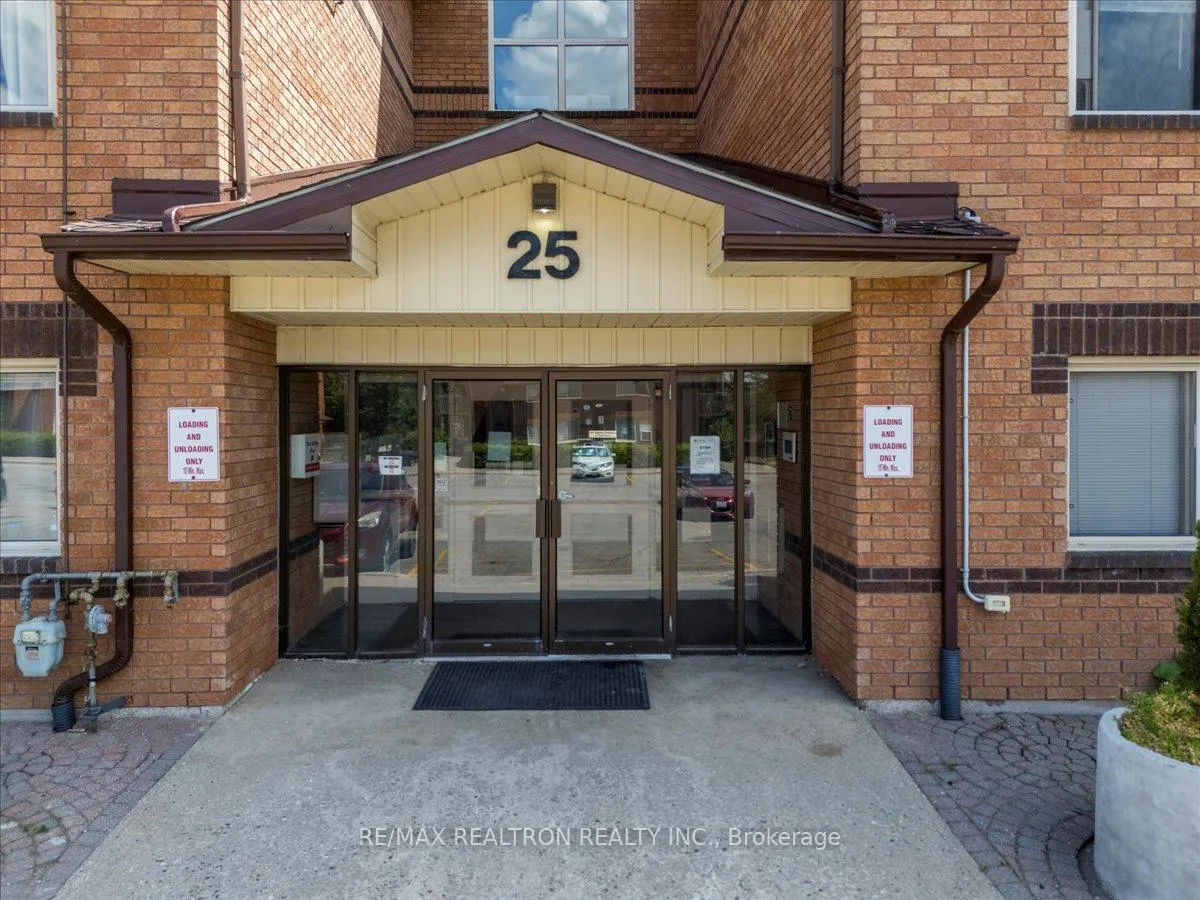 Photo 2 of Unit 210, 25 Meadow Lane, Barrie, Ardagh — HOMEH