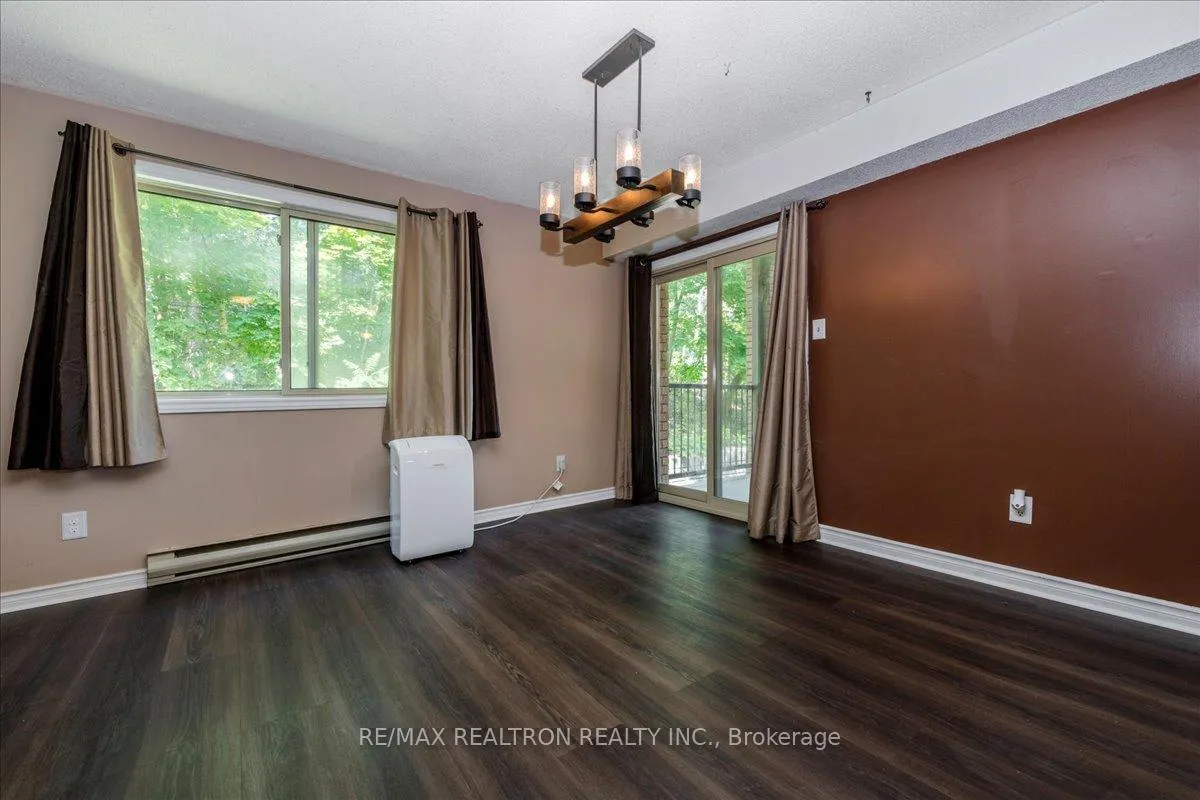 Photo 6 of Unit 210, 25 Meadow Lane, Barrie, Ardagh — HOMEH