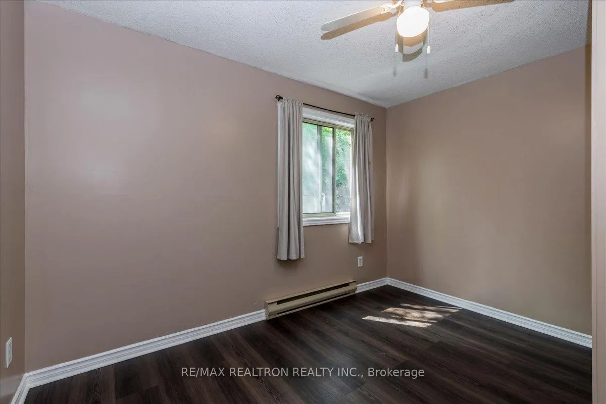 Photo 12 of Unit 210, 25 Meadow Lane, Barrie, Ardagh — HOMEH