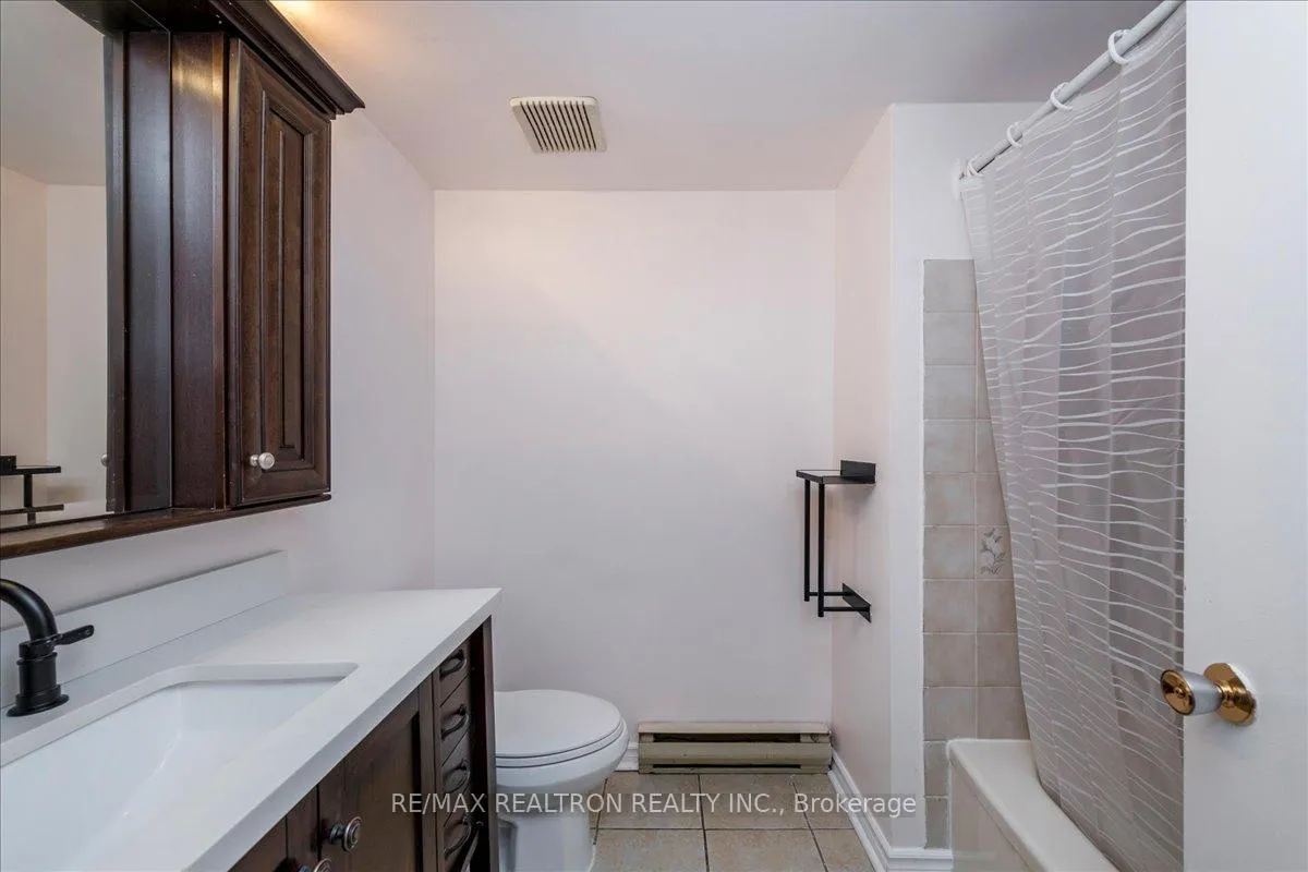 Photo 15 of Unit 210, 25 Meadow Lane, Barrie, Ardagh — HOMEH