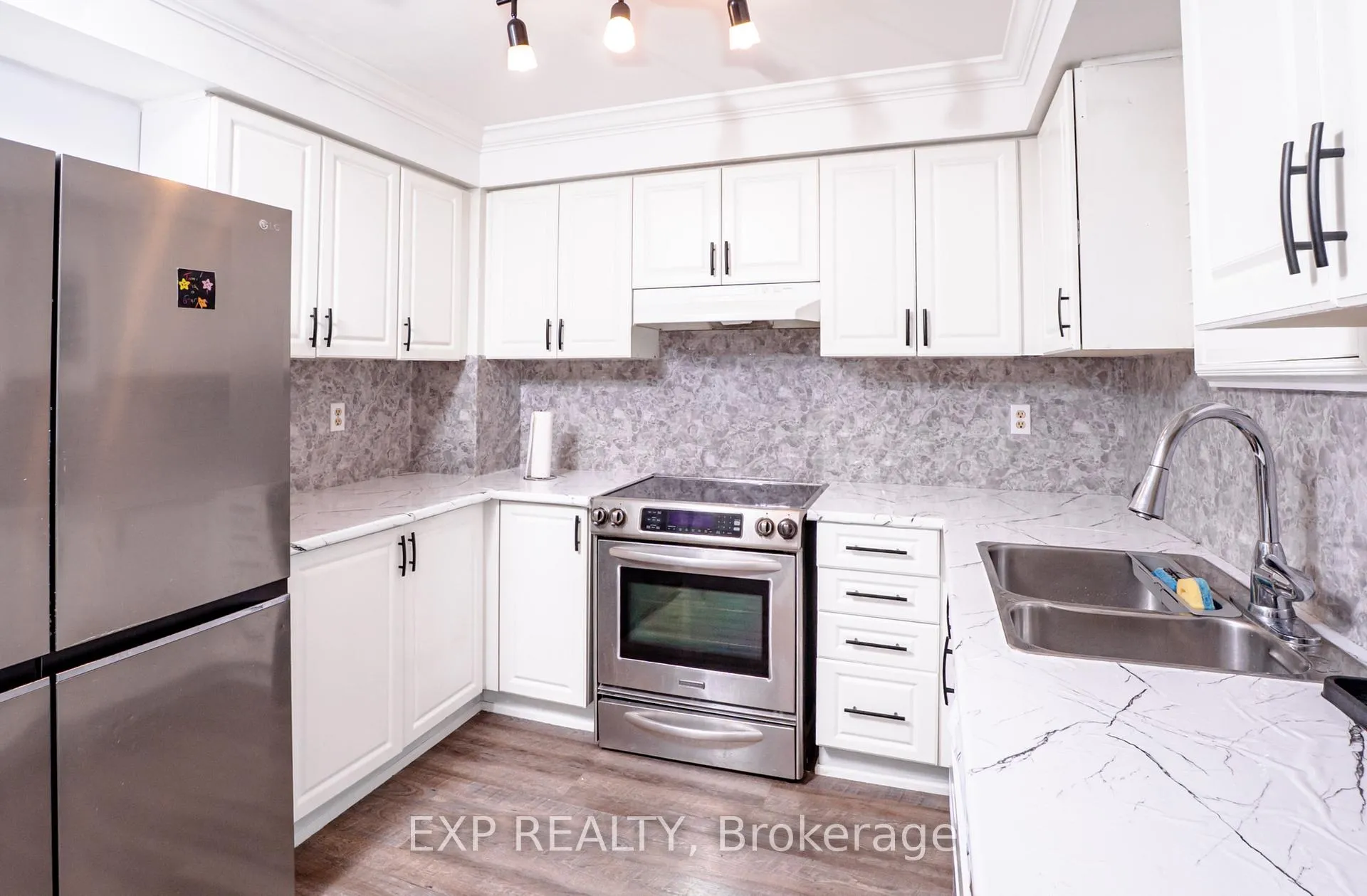 Photo 10 of 5 Rutherford Drive, Clarington, Newcastle — HOMEH