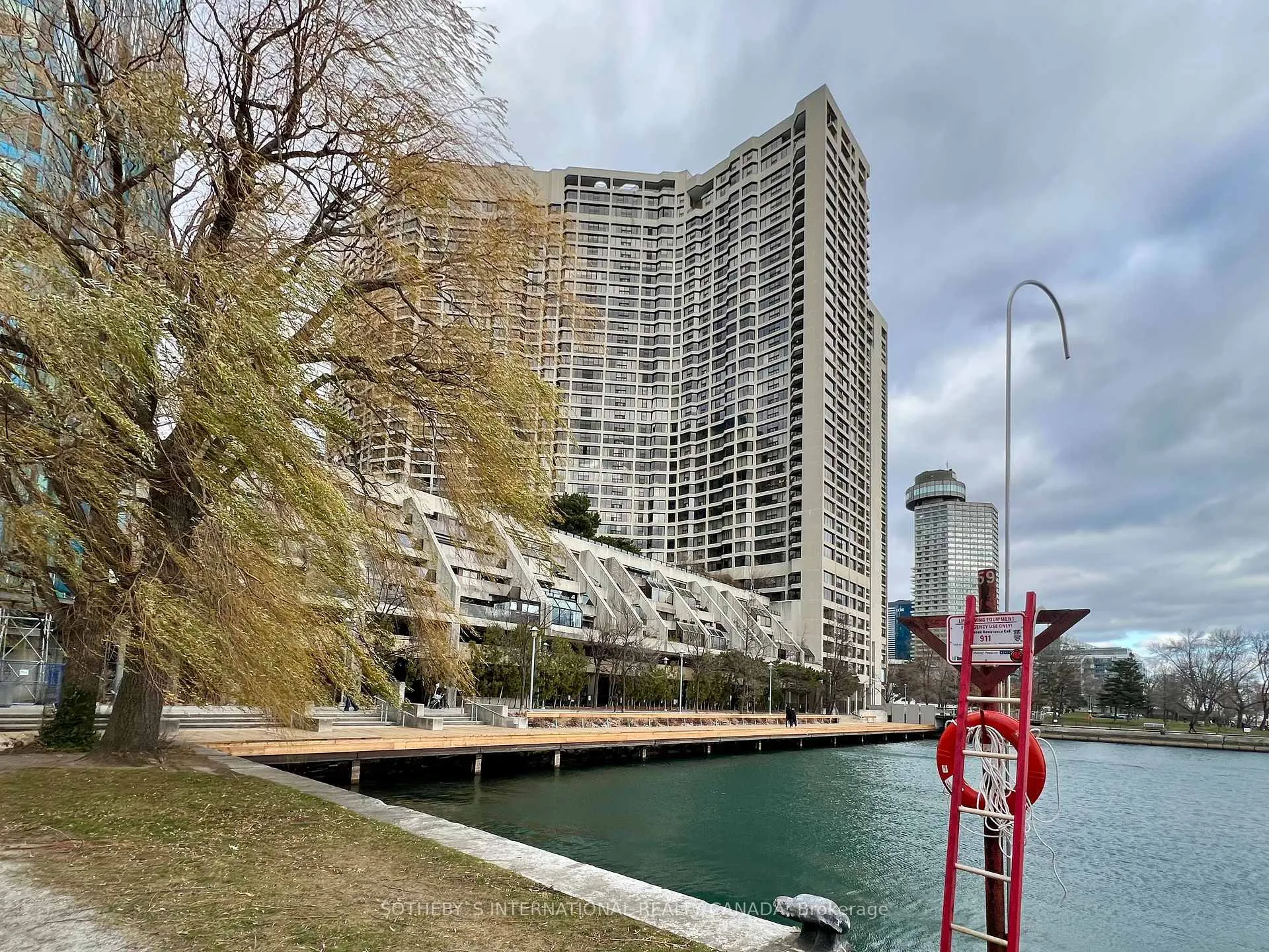 Photo 1 of Unit 3404, 65 Harbour Square, Toronto, Waterfront Communities — HOMEH