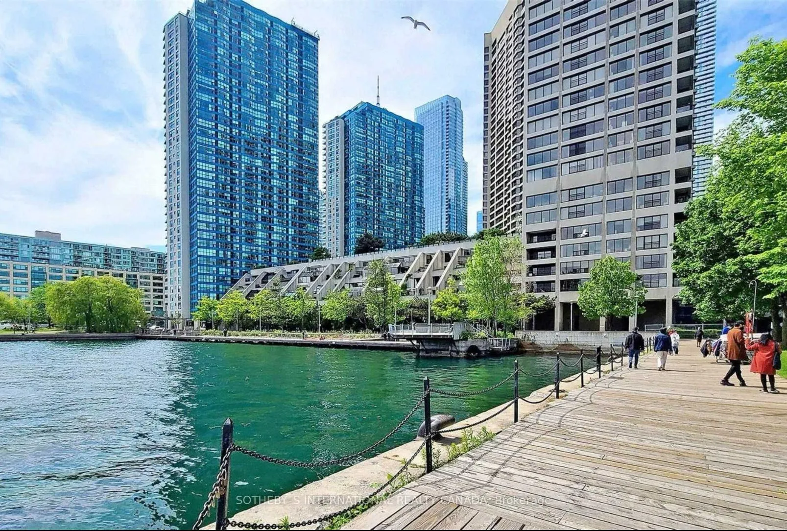 Photo 4 of Unit 3404, 65 Harbour Square, Toronto, Waterfront Communities — HOMEH