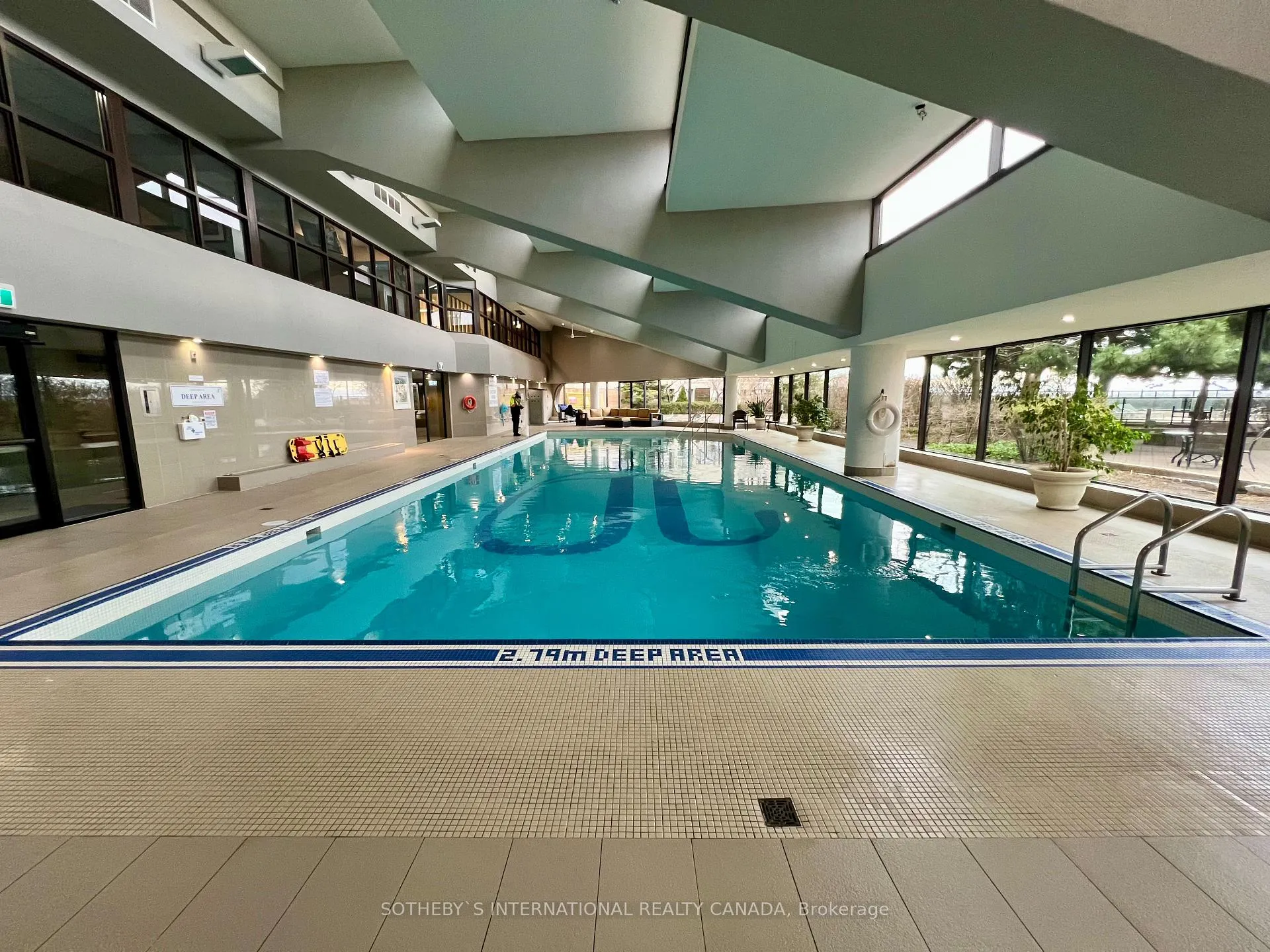 Photo 13 of Unit 3404, 65 Harbour Square, Toronto, Waterfront Communities — HOMEH