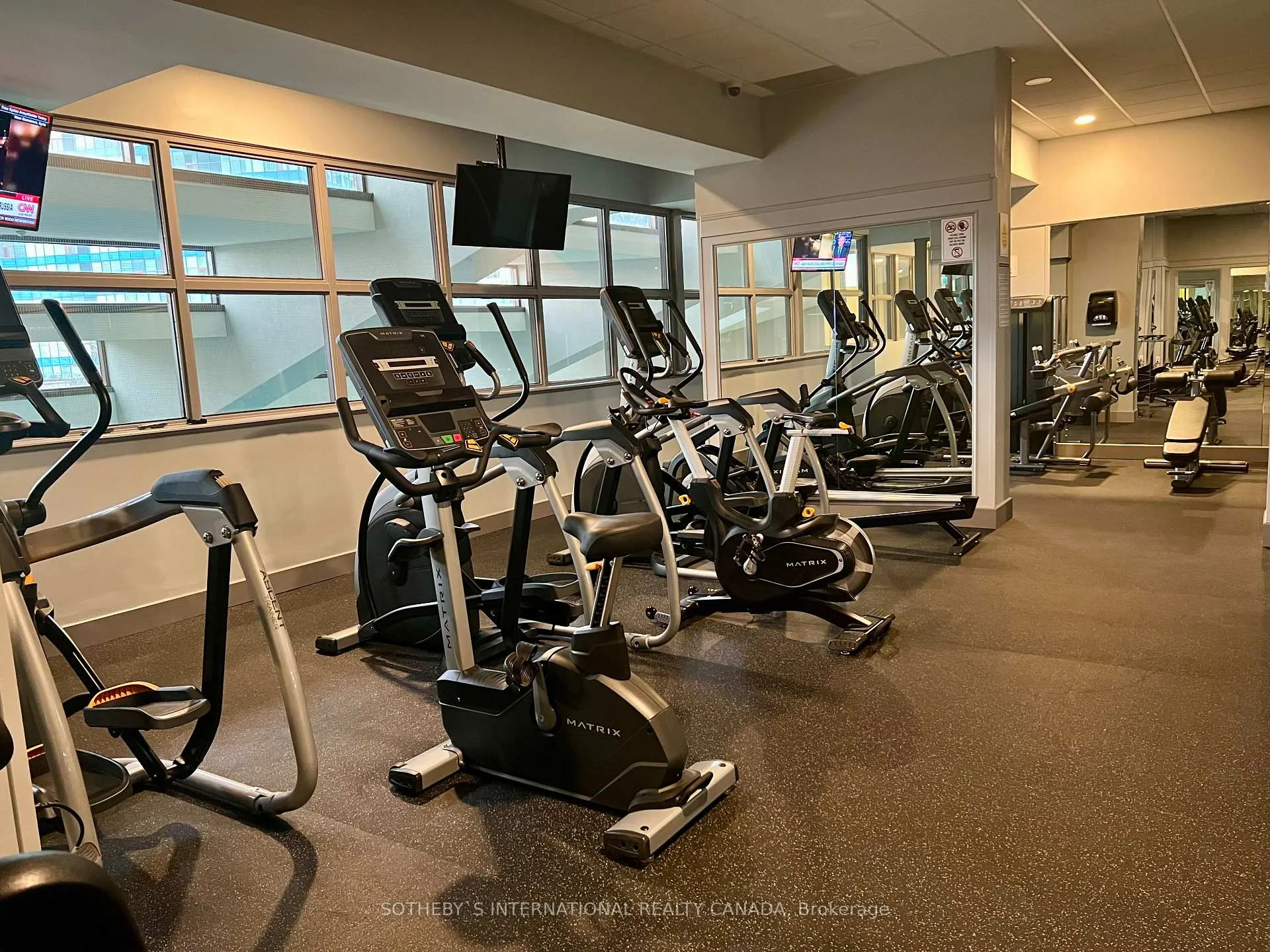 Photo 14 of Unit 3404, 65 Harbour Square, Toronto, Waterfront Communities — HOMEH
