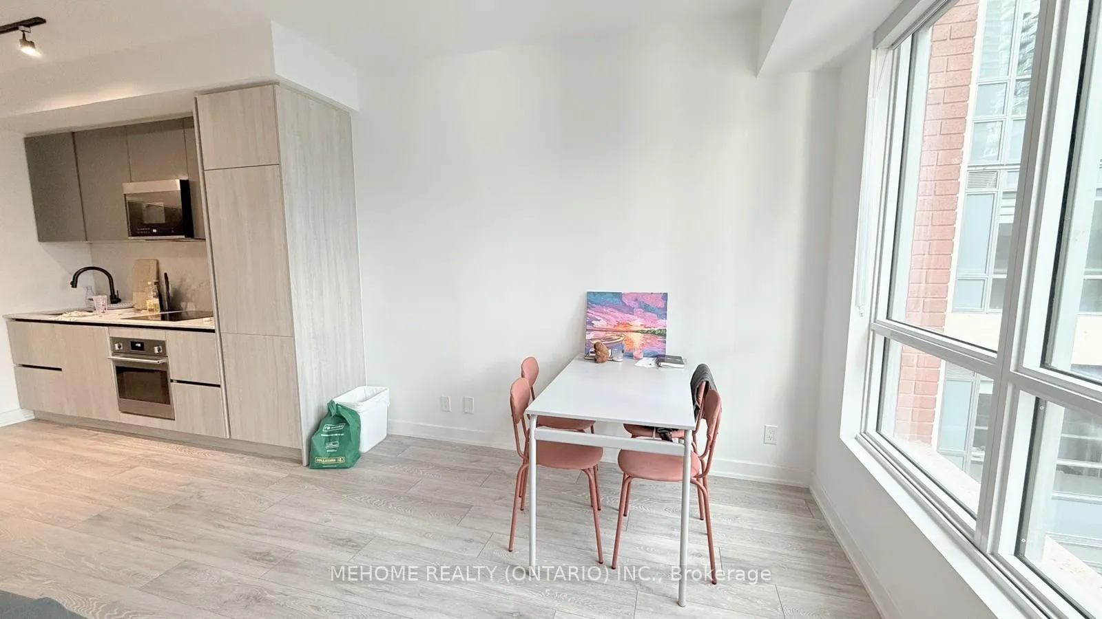 Photo 5 of Unit 813, 108 Peter Street, Toronto, Waterfront Communities — HOMEH