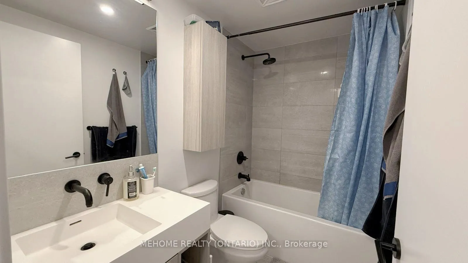 Photo 9 of Unit 813, 108 Peter Street, Toronto, Waterfront Communities — HOMEH