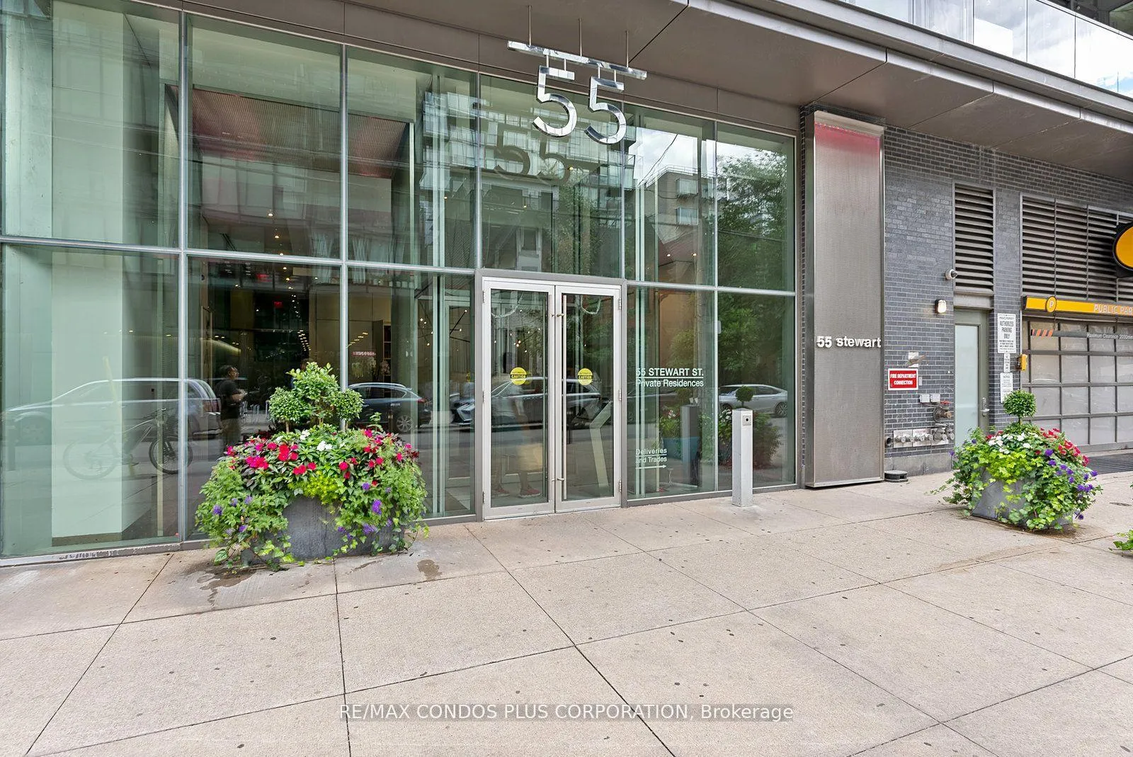 Photo 2 of Unit 710, 55 Stewart Street, Toronto, Waterfront Communities — HOMEH