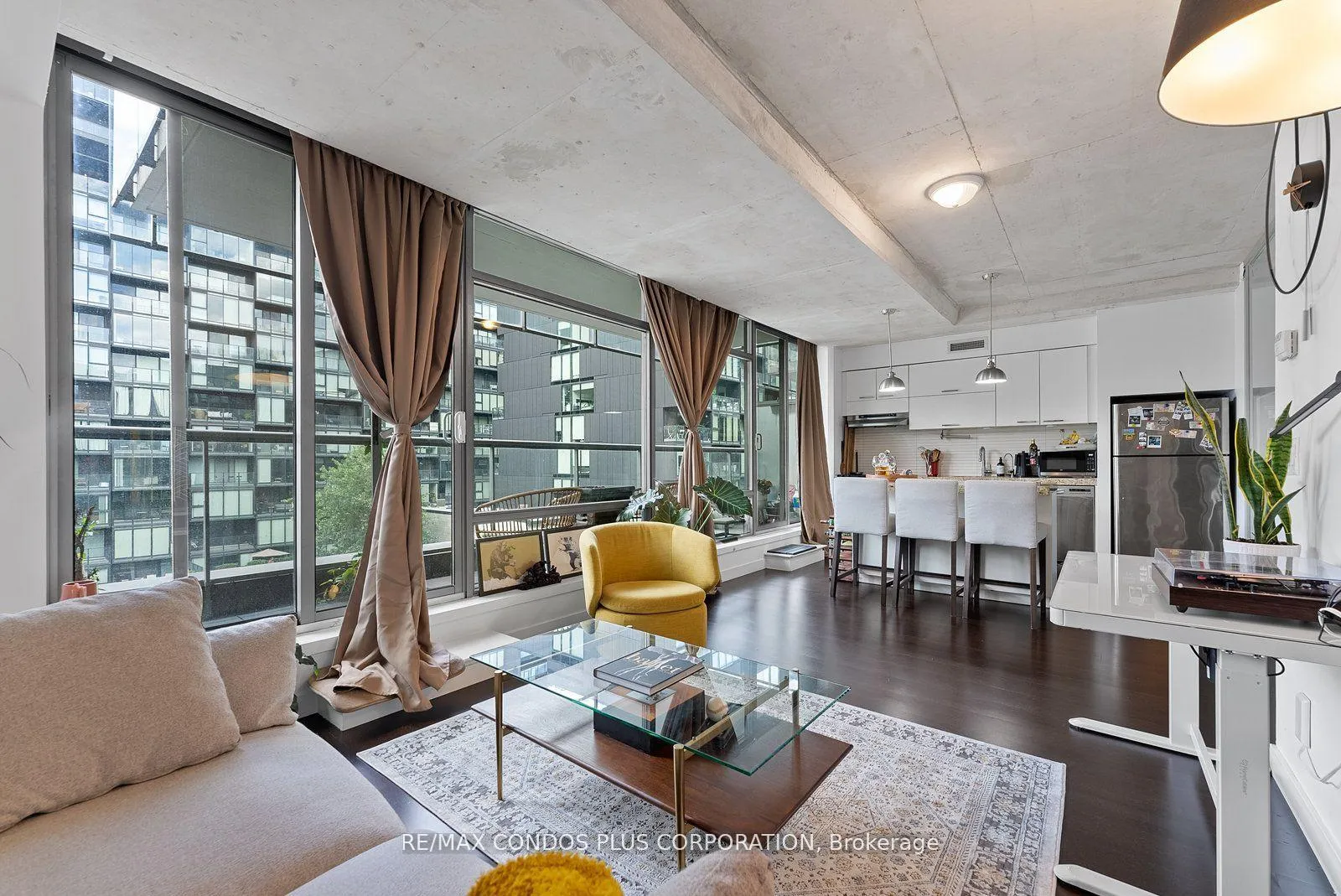 Photo 4 of Unit 710, 55 Stewart Street, Toronto, Waterfront Communities — HOMEH