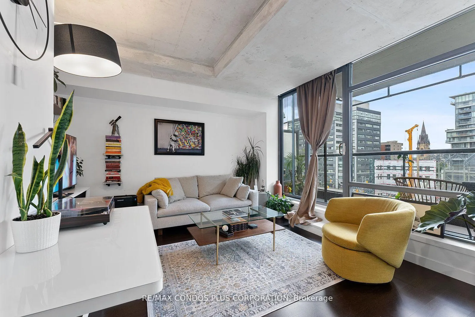 Photo 7 of Unit 710, 55 Stewart Street, Toronto, Waterfront Communities — HOMEH