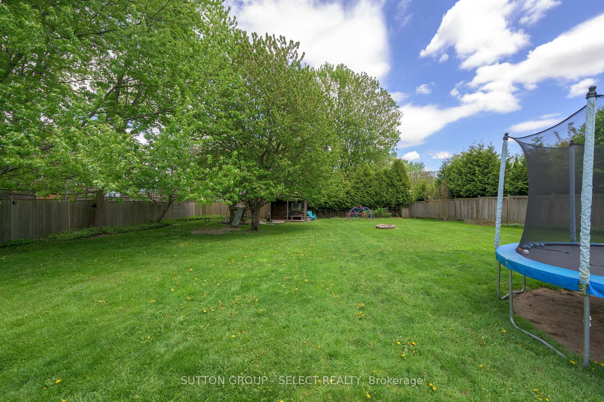 Photo 7 of 108 Coulter Avenue, Central Elgin, Rural Central Elgin — HOMEH