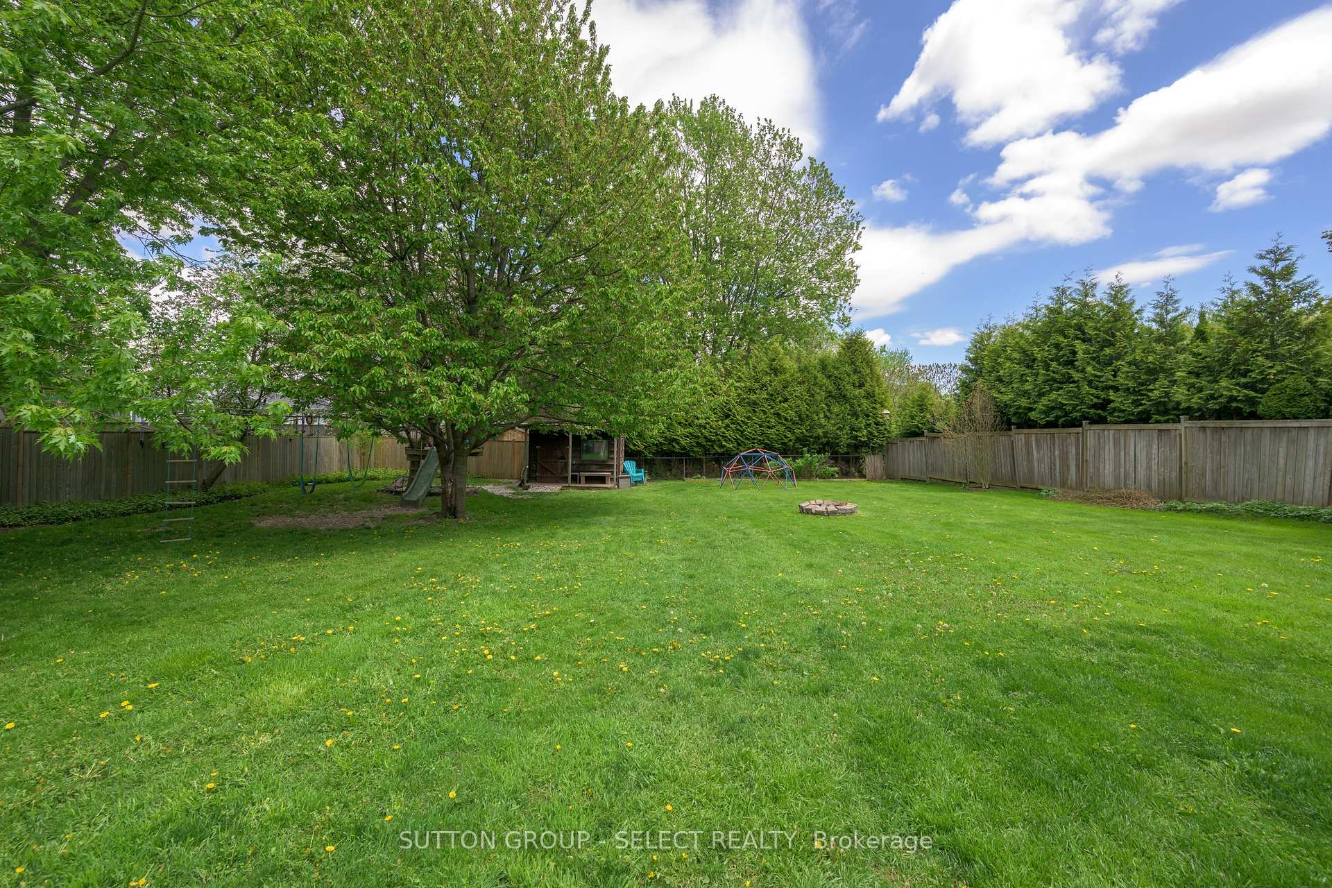 Photo 8 of 108 Coulter Avenue, Central Elgin, Rural Central Elgin — HOMEH