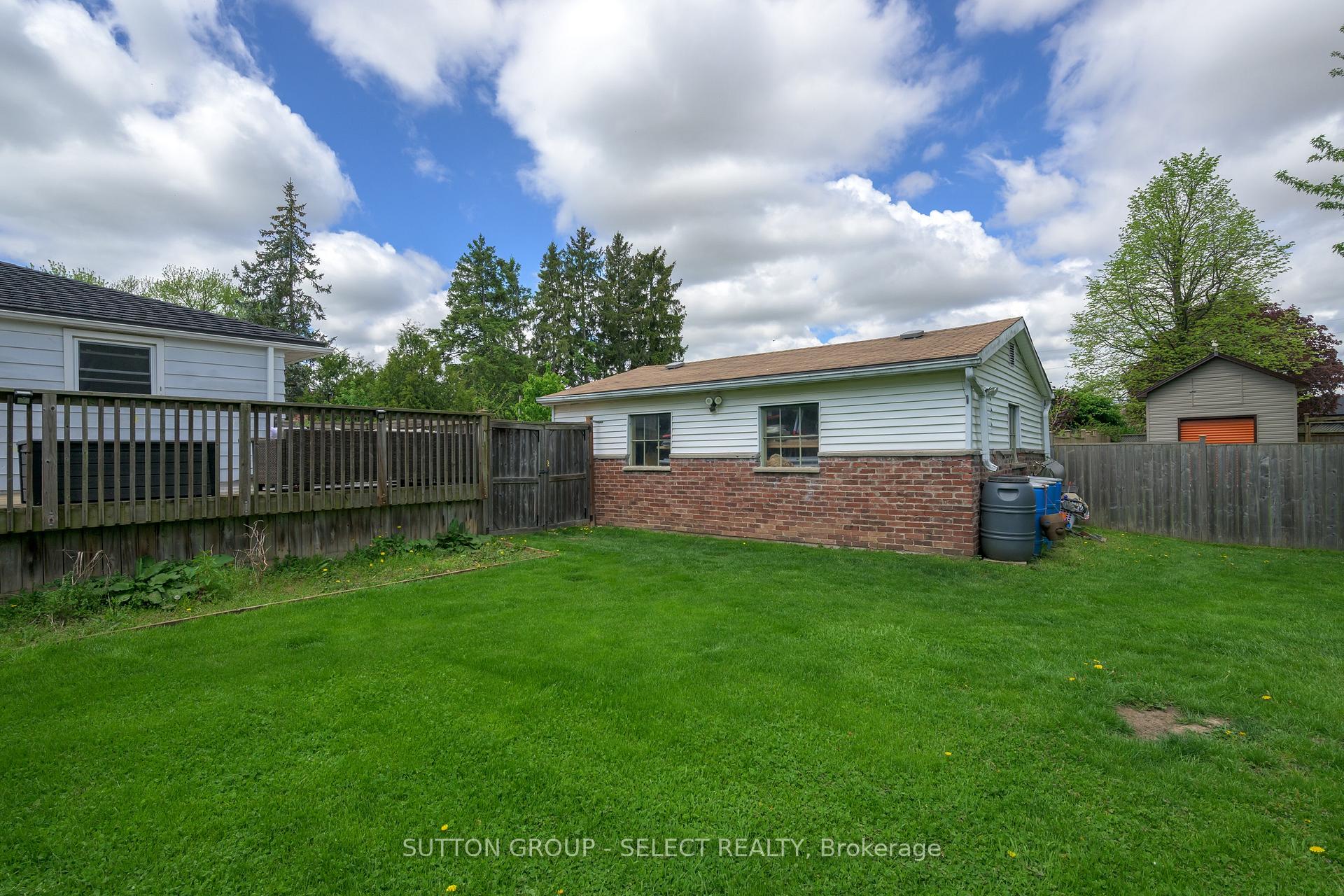 Photo 10 of 108 Coulter Avenue, Central Elgin, Rural Central Elgin — HOMEH