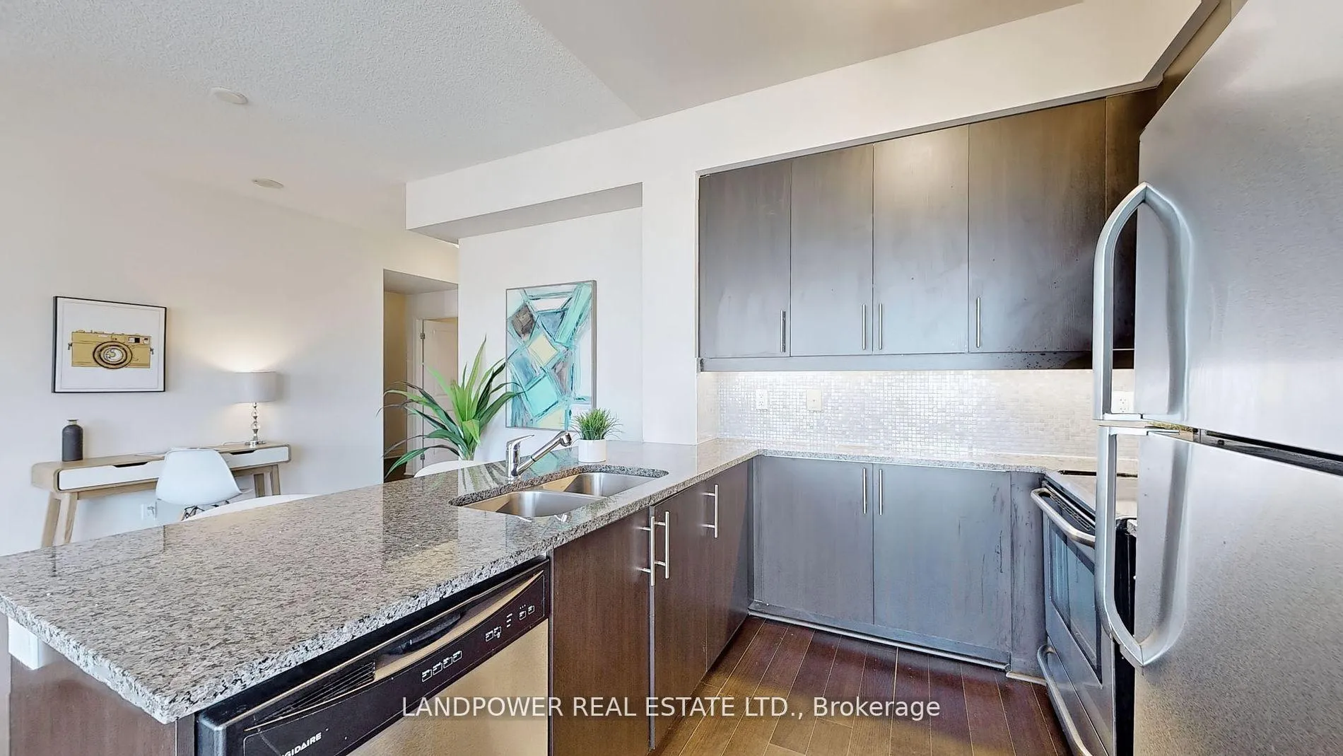 Photo 11 of Unit 415, 8130 Birchmount Road, Markham, Unionville — HOMEH