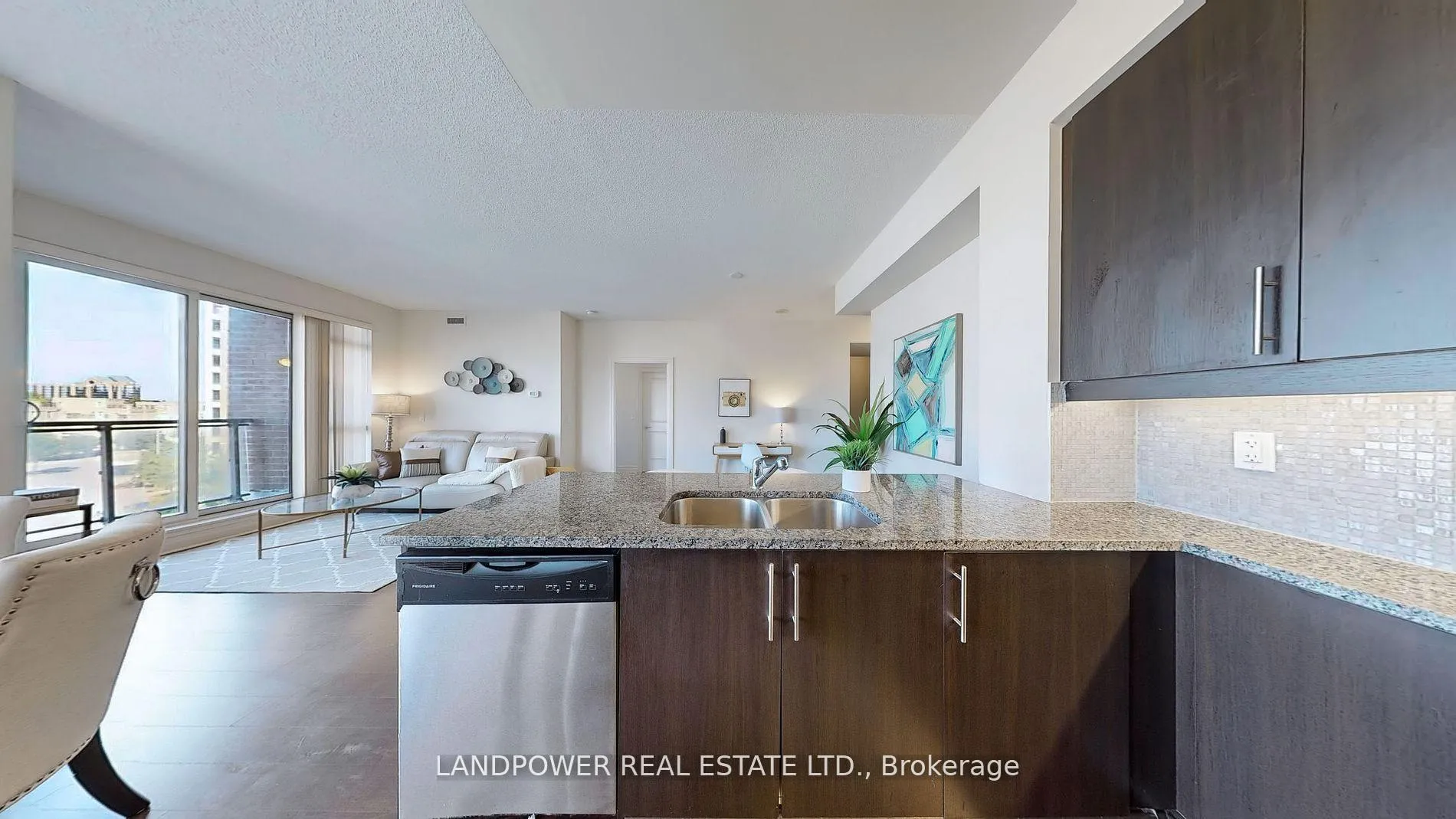 Photo 12 of Unit 415, 8130 Birchmount Road, Markham, Unionville — HOMEH