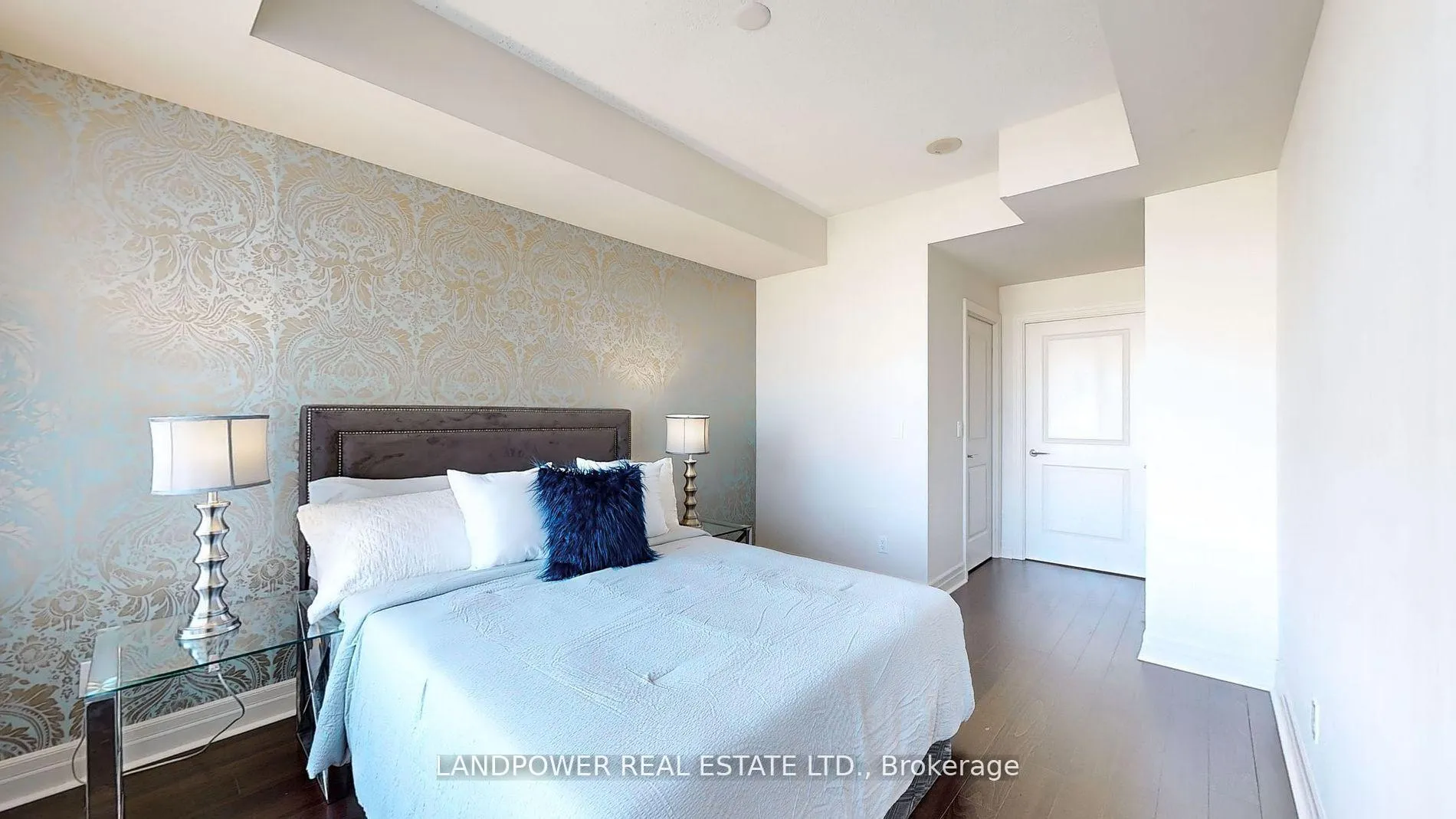 Photo 16 of Unit 415, 8130 Birchmount Road, Markham, Unionville — HOMEH