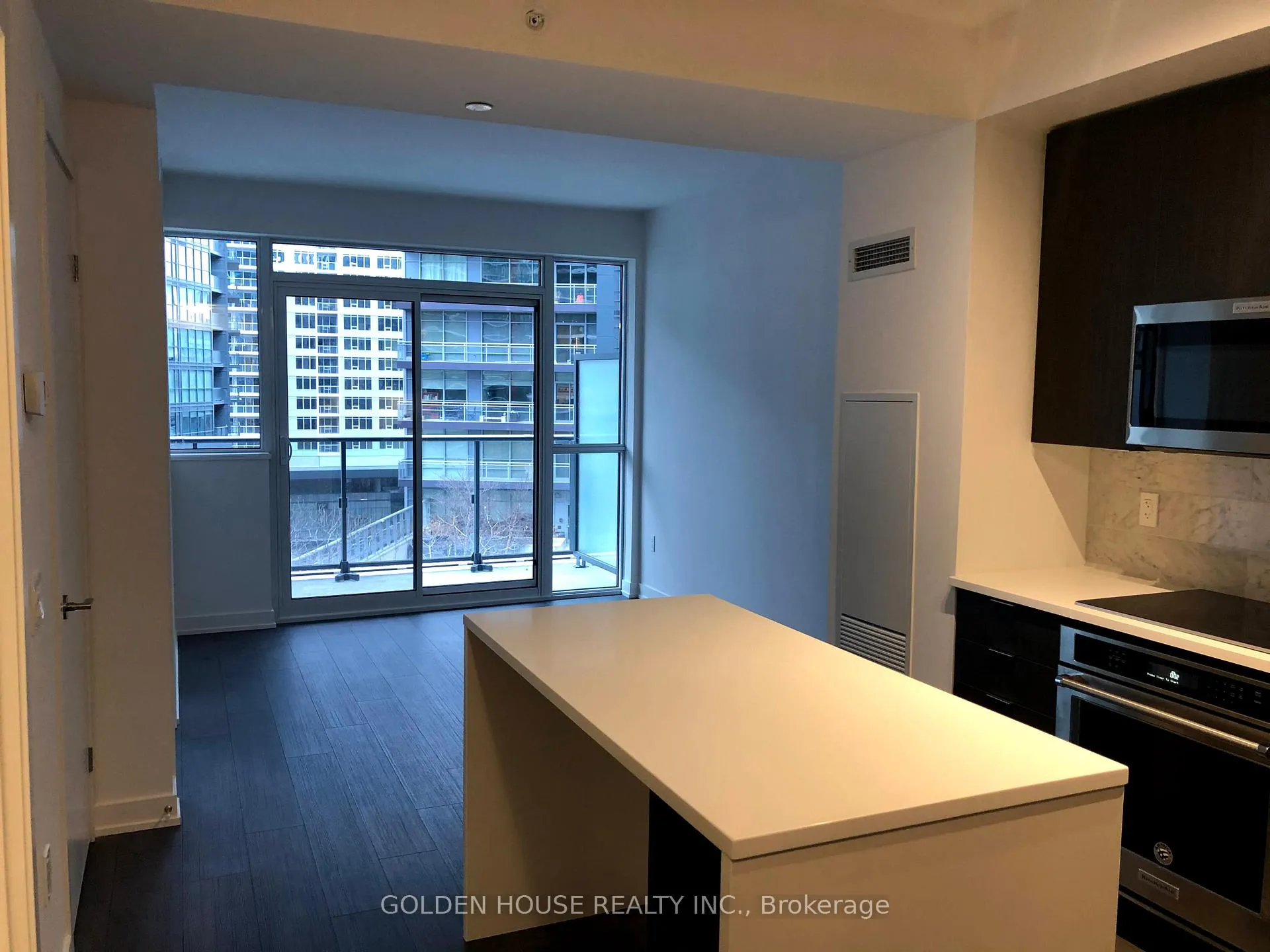 Photo 2 of Unit 1007, 38 iannuzzi Street, Toronto, Niagara — HOMEH